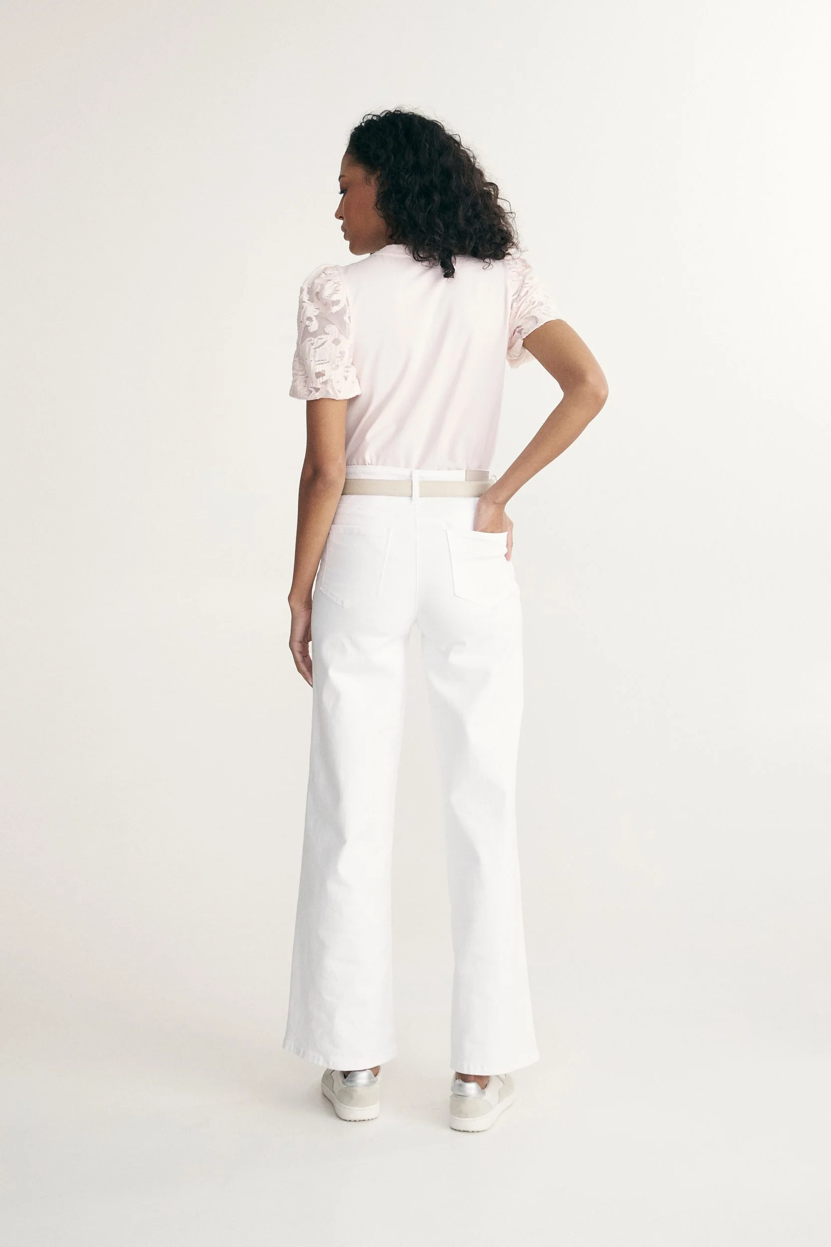 Mixted fabrics top with puffy sleeves - Image 5
