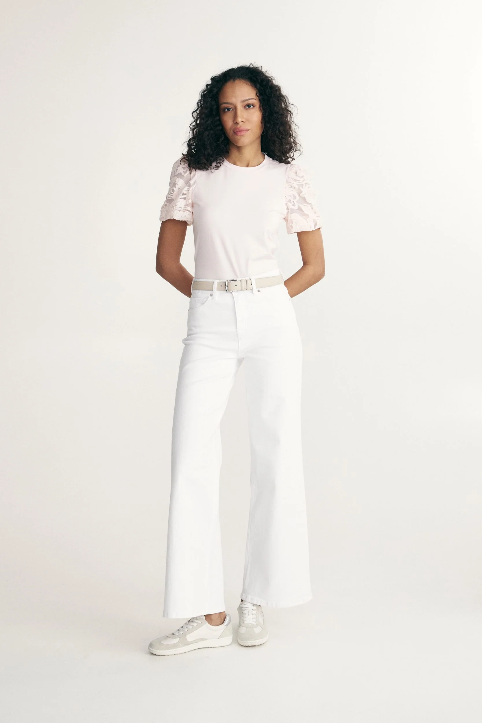 Mixted fabrics top with puffy sleeves - Image 6