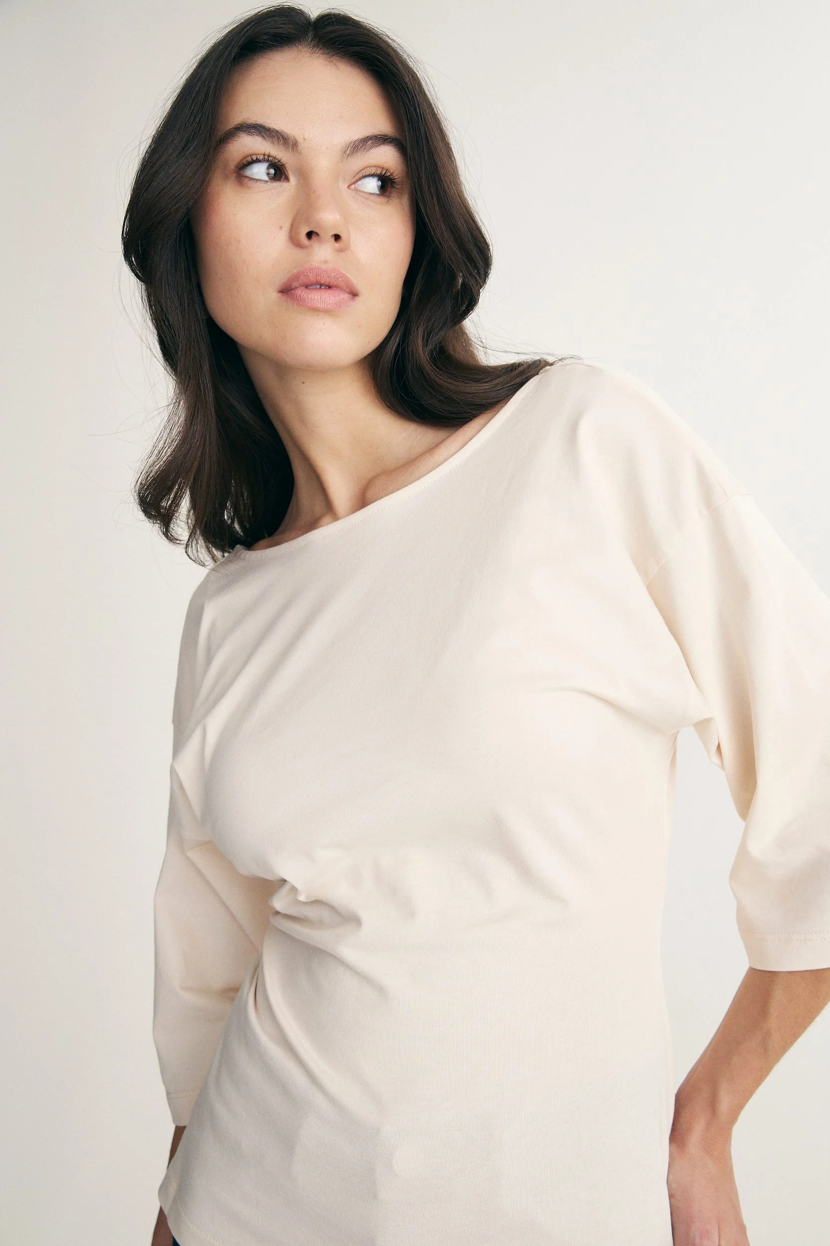 Open back t-shirt - Image 7