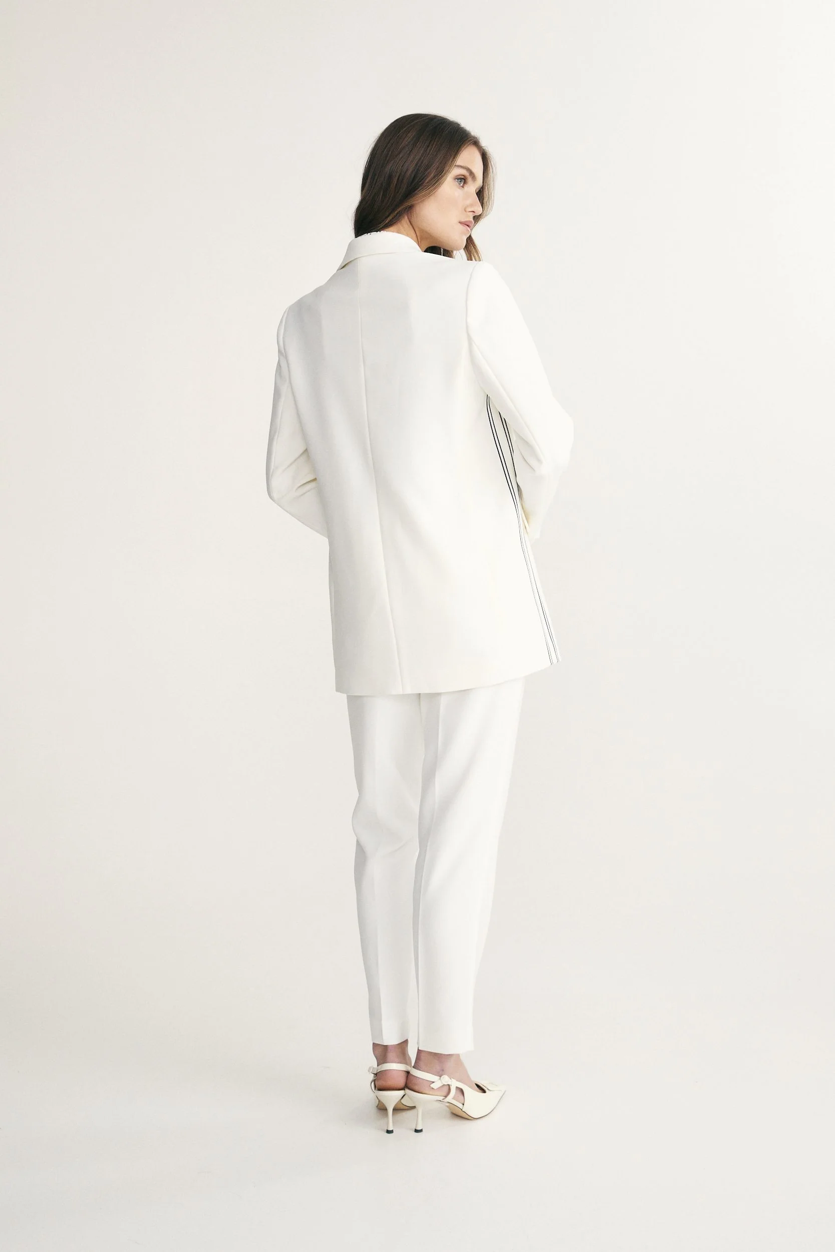 Oversized blazer with ribbon - Image 5