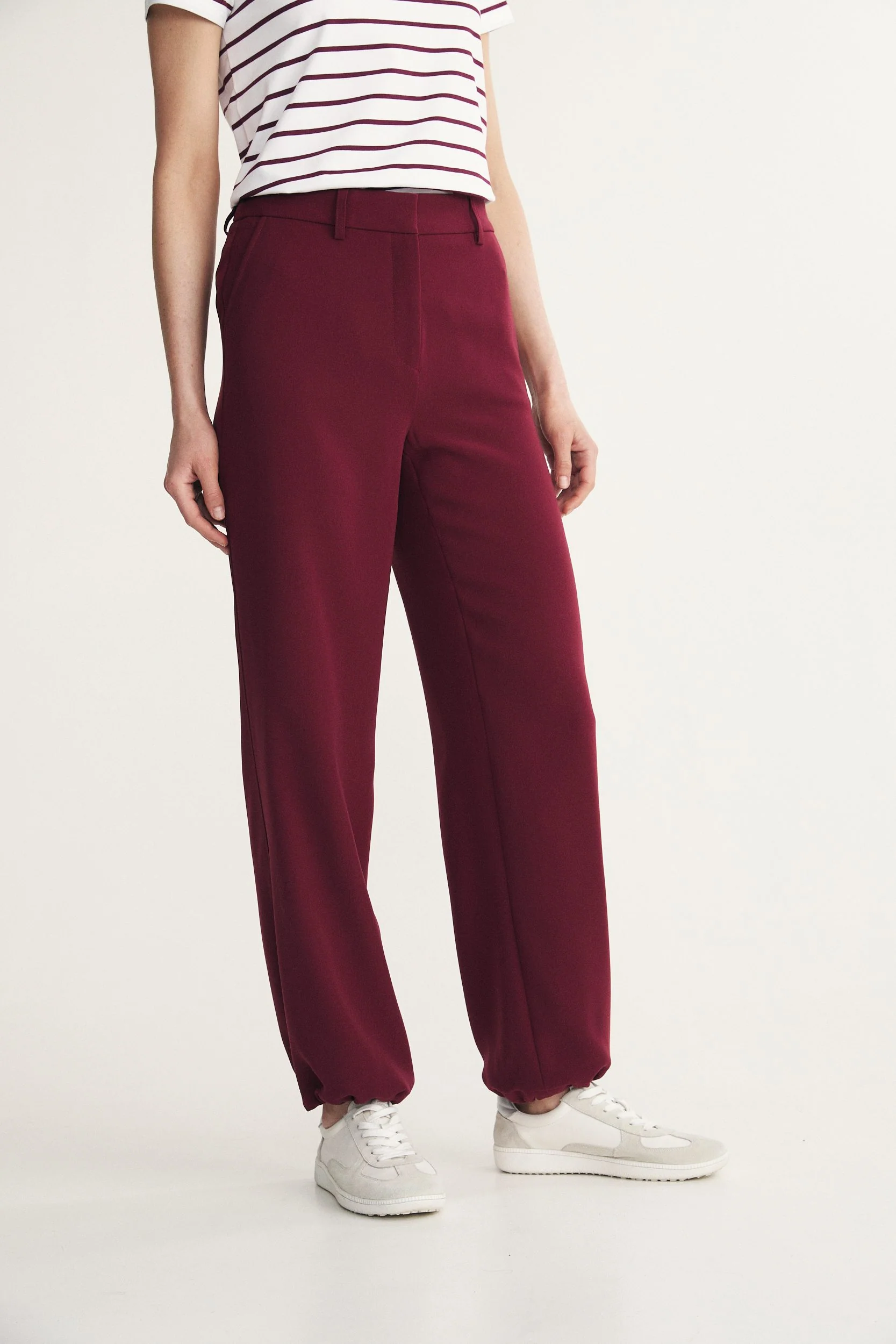 Pants with drawstring at cuff - Image 6