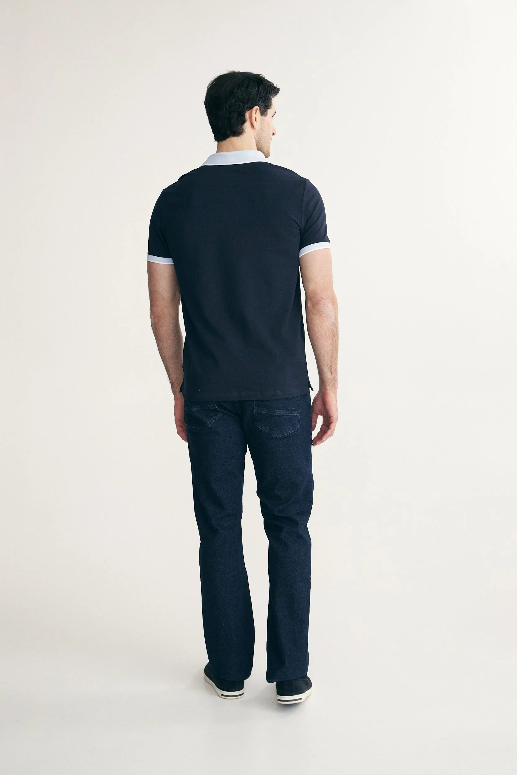 Polo with contrast collar - Image 2