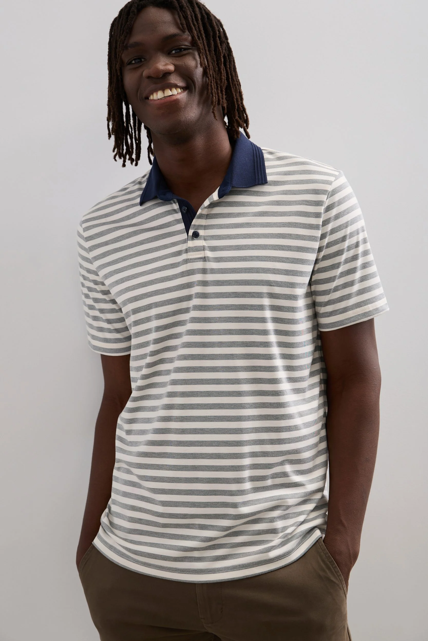 Contrasting Collar Polo - Image 2