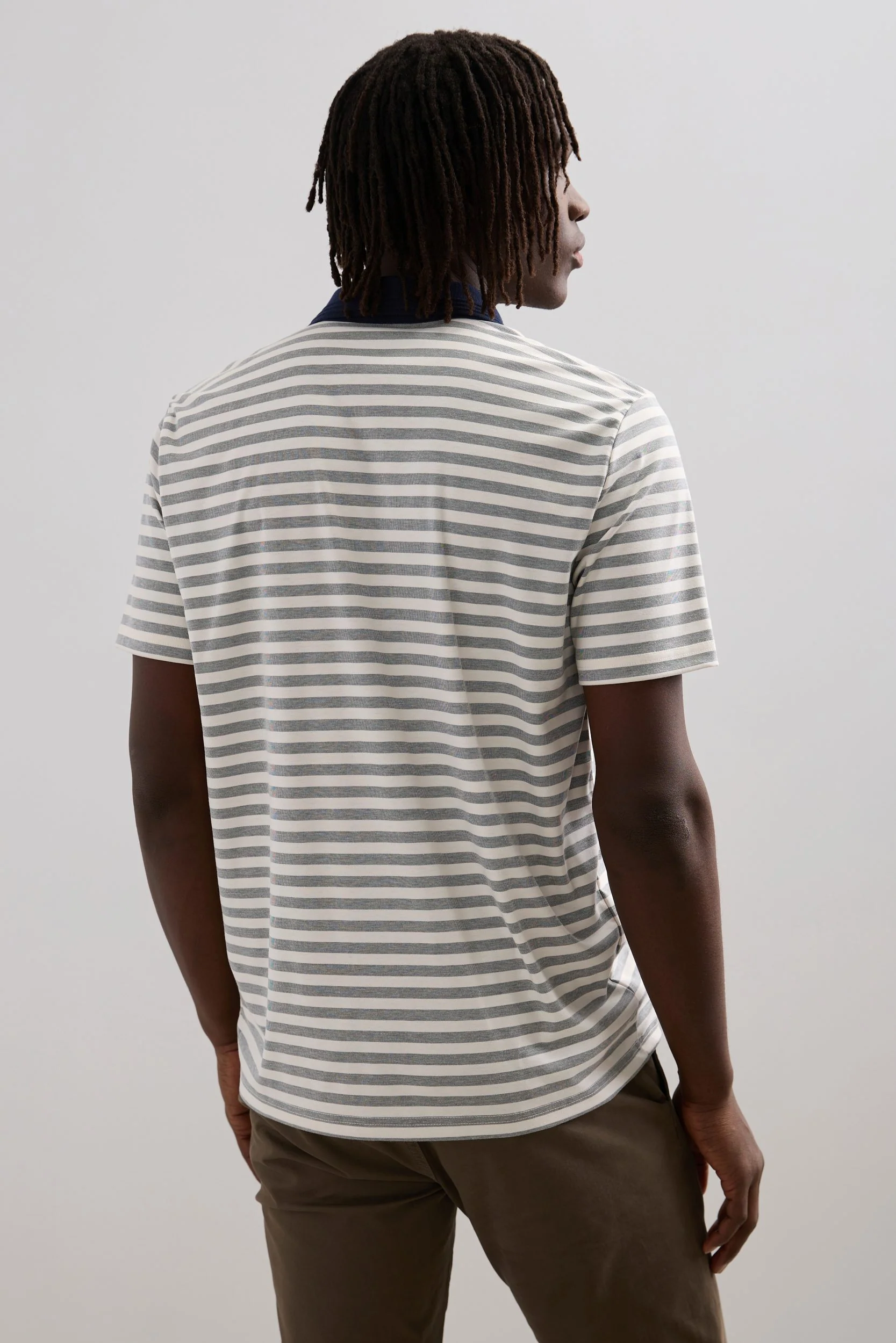 Contrasting Collar Polo - Image 4