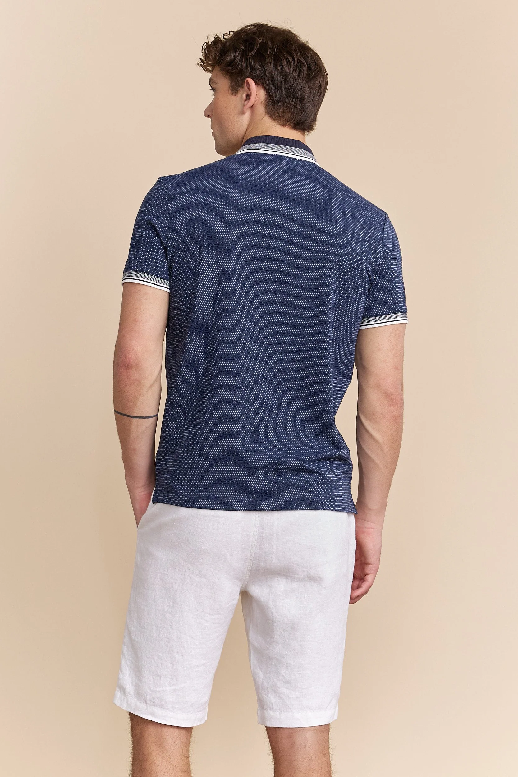 Polo with contrasting details - Image 5