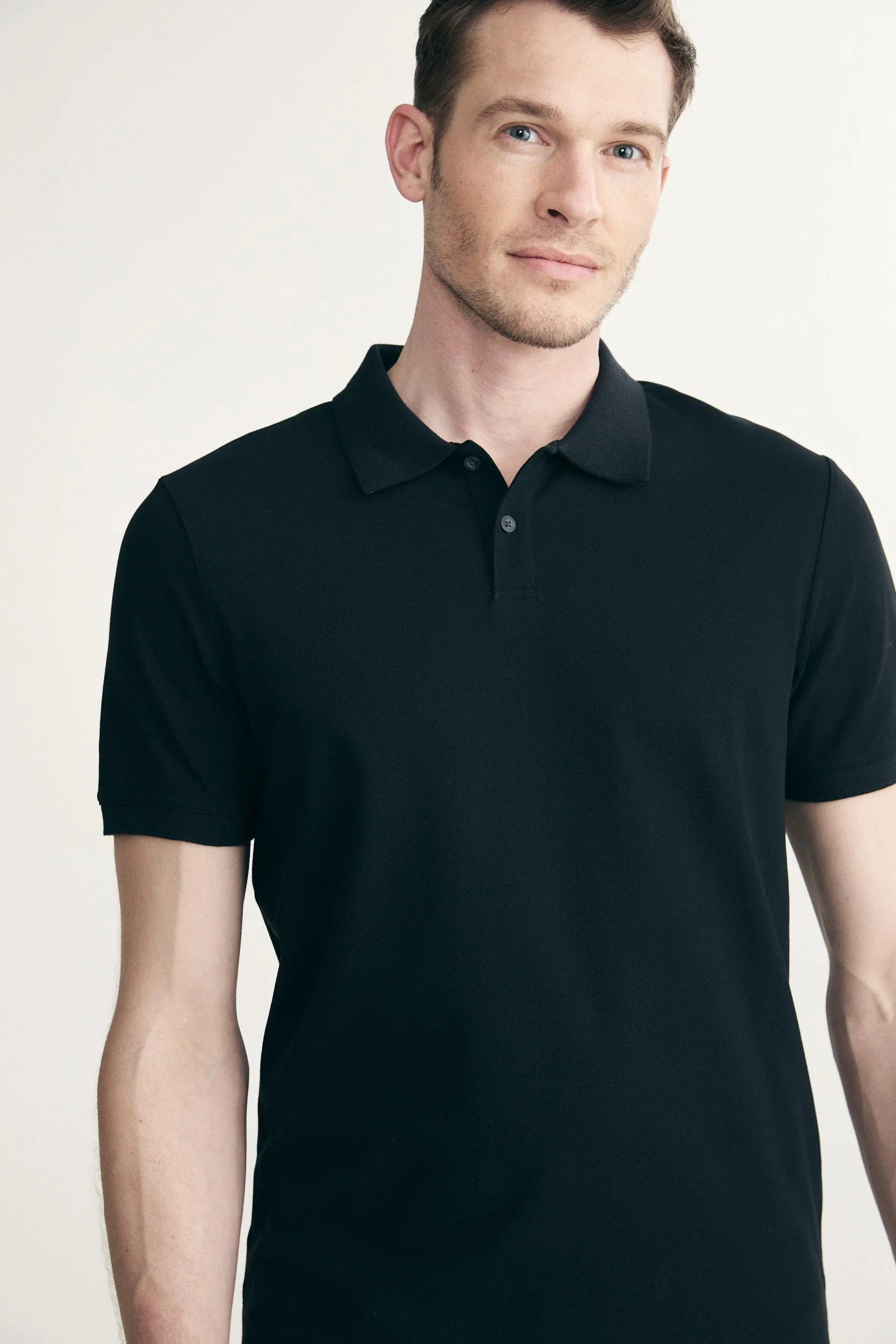 Polo with detail at collar - Image 5