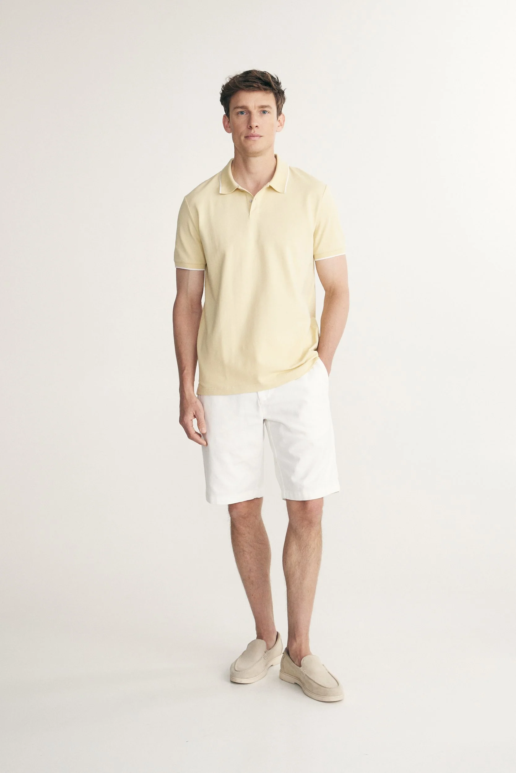Polo with detail at collar - Image 6