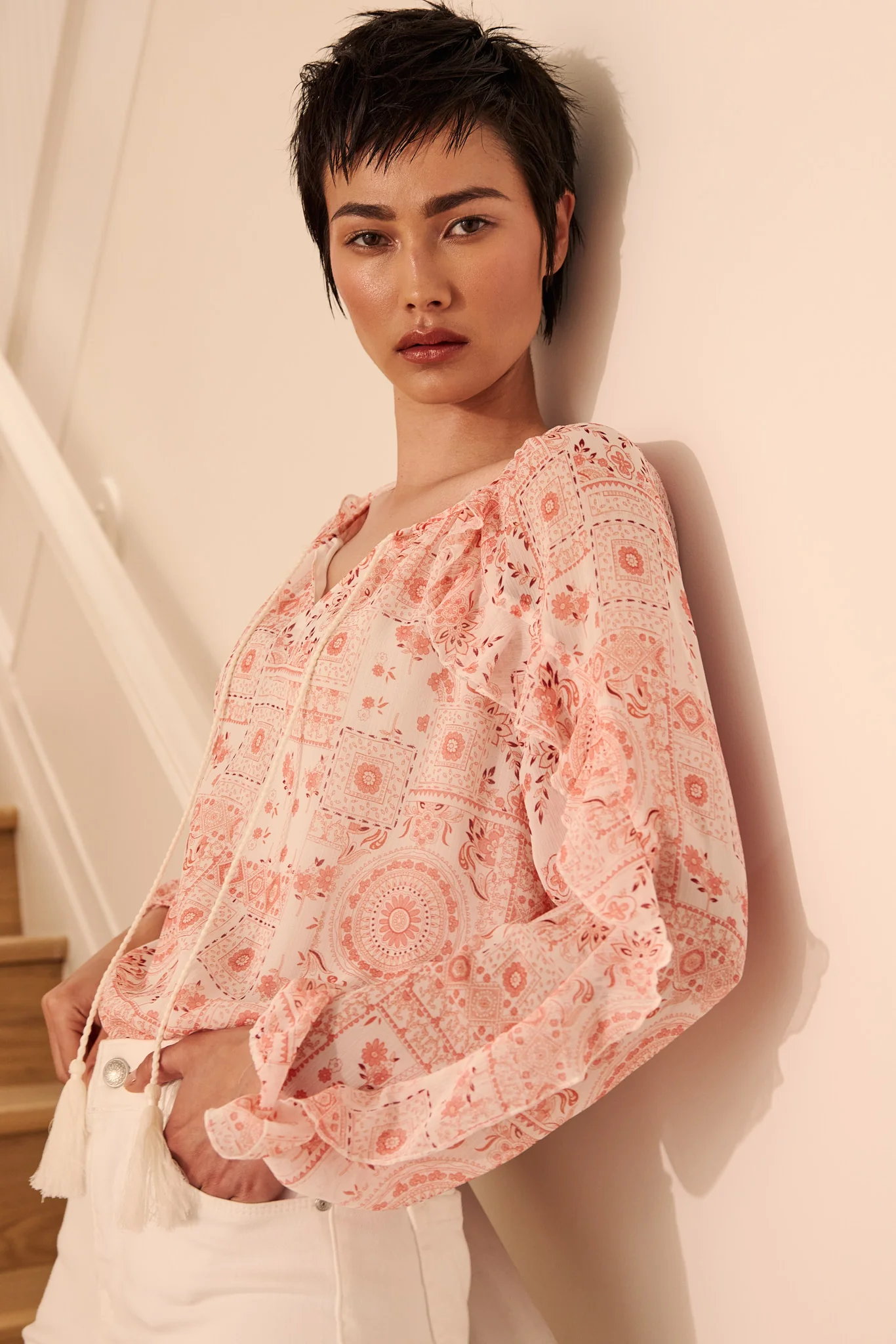 Printed blouse with frills and tie - Image 5