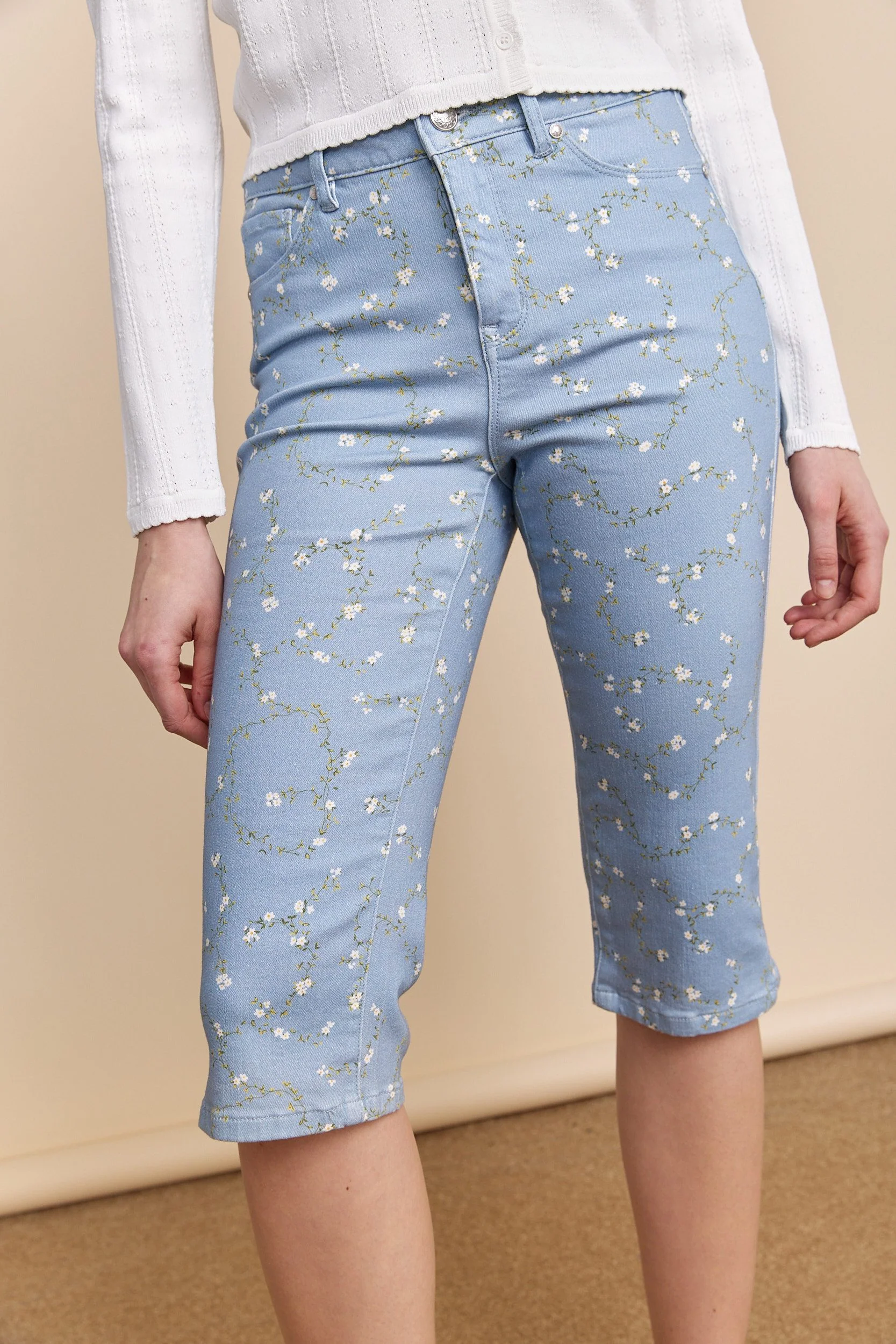 Floral print push up capri - Image 2