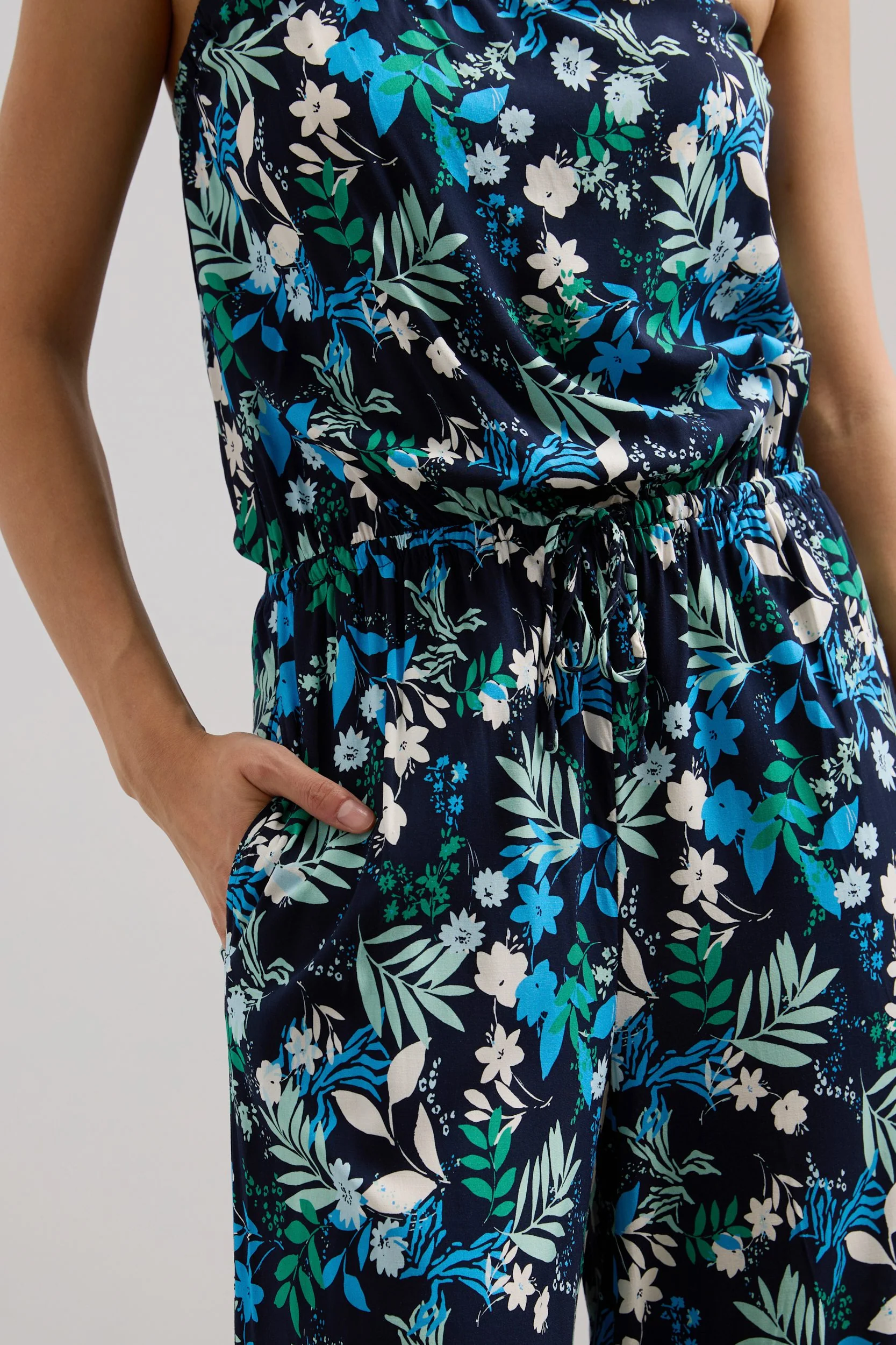 Printed sleeveless wide leg jumpsuit - Image 3