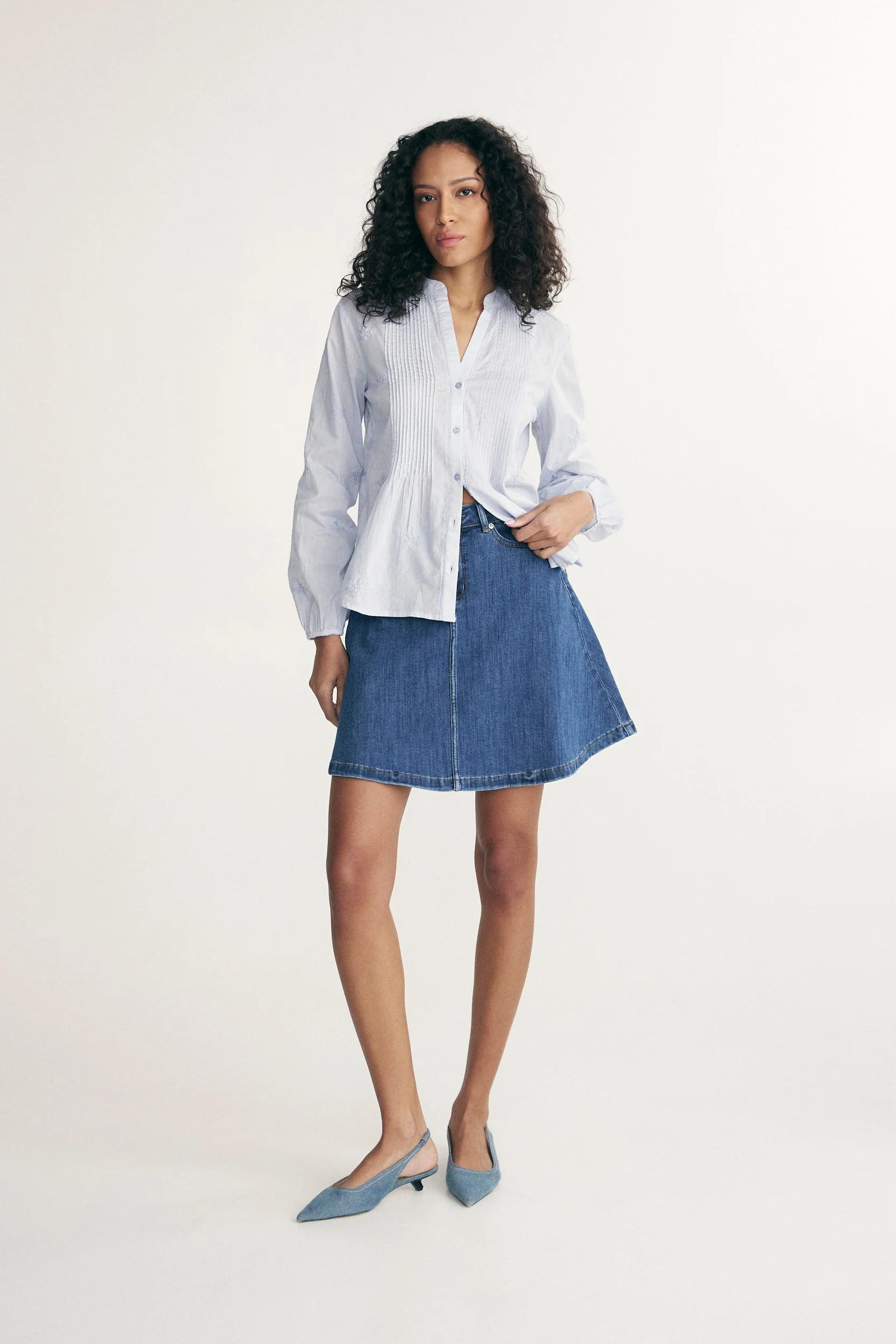 Puffy sleeve shirt with embrodery - Image 3