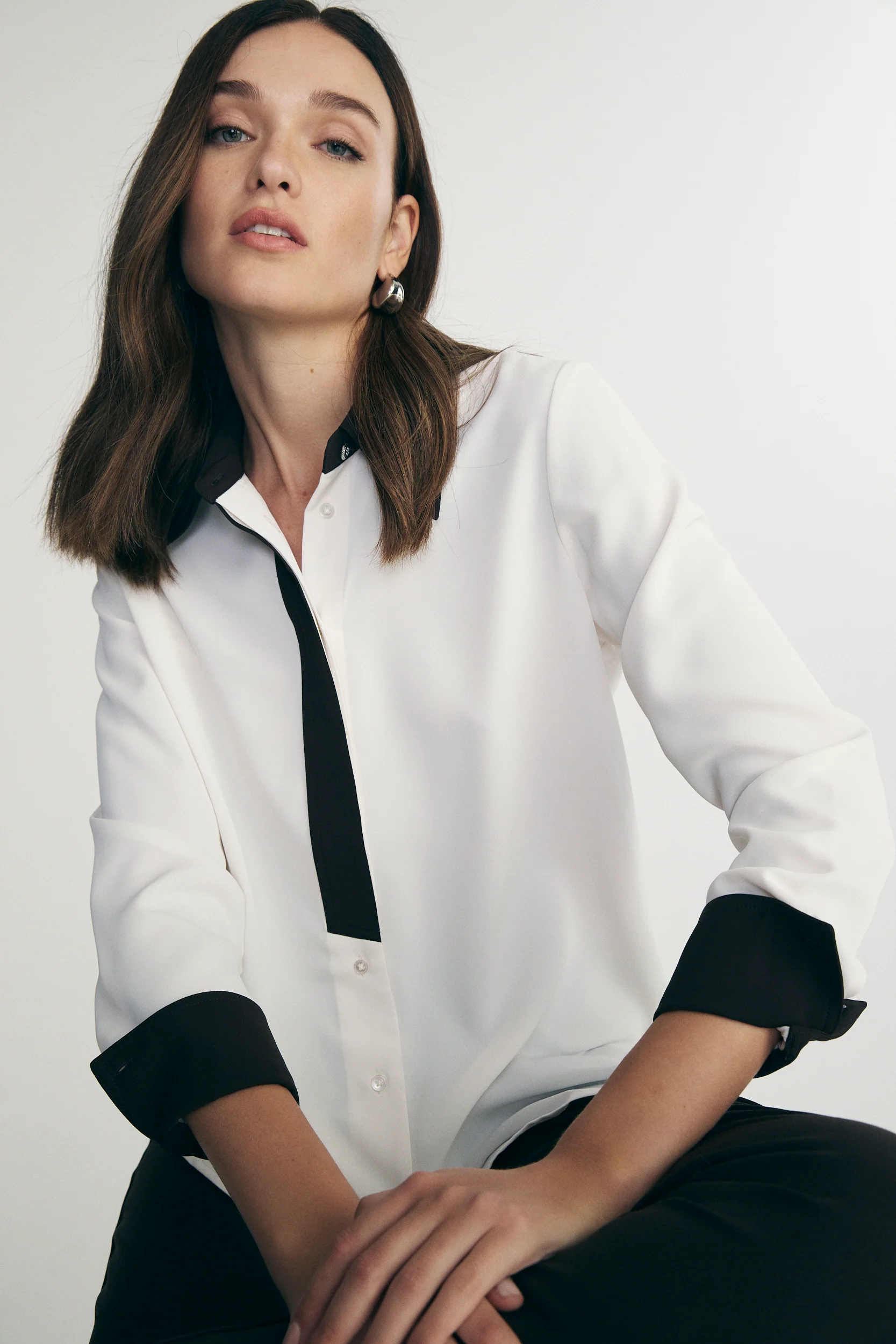Regular shirt with long plaket - Image 5