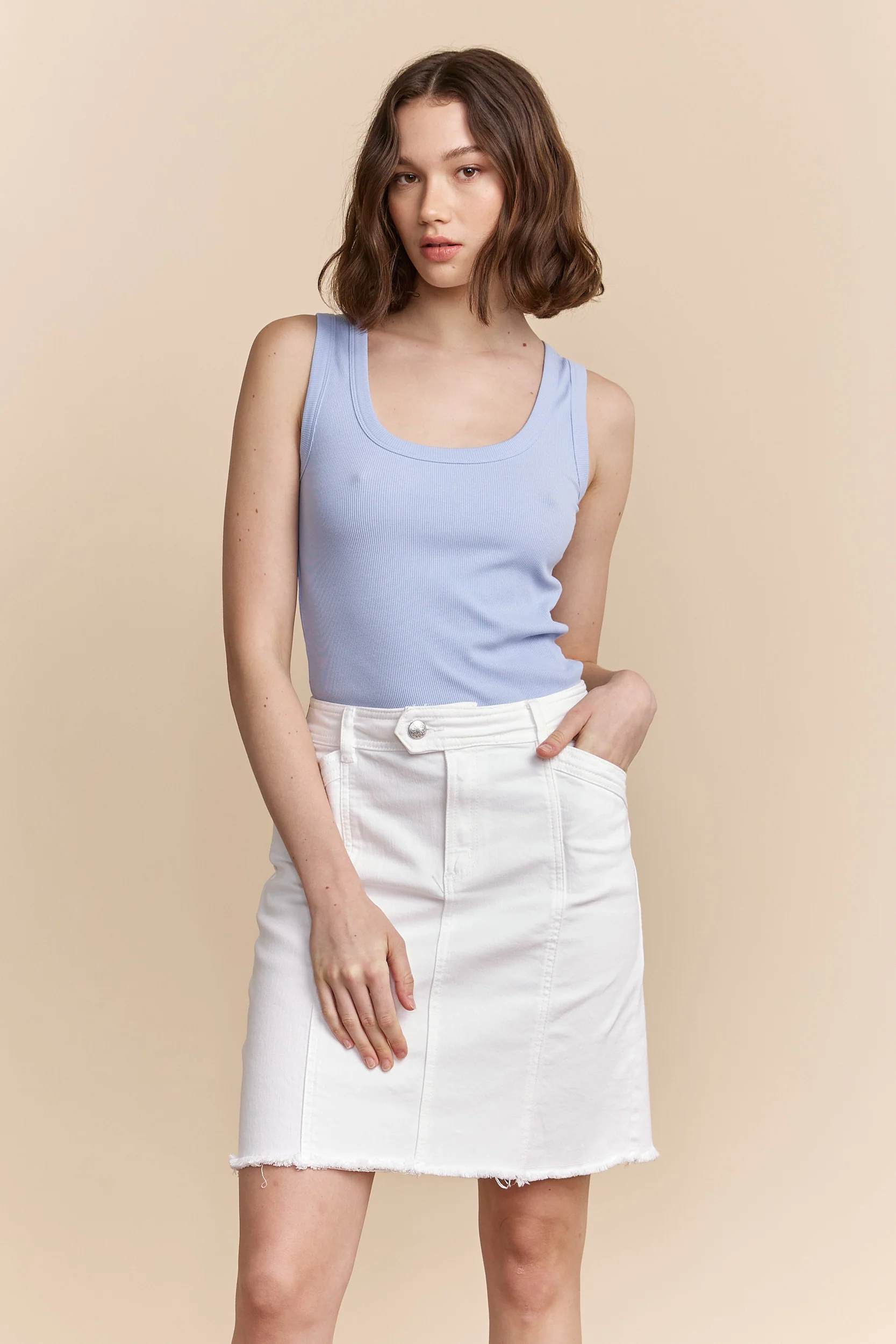 Ribbed tank top with scoop neck - Image 12