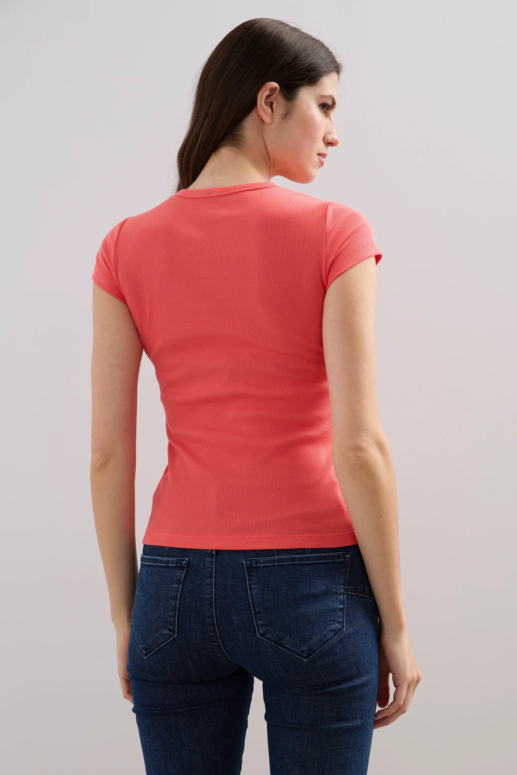 Ribbed t-shirt with crew neck - Image 20