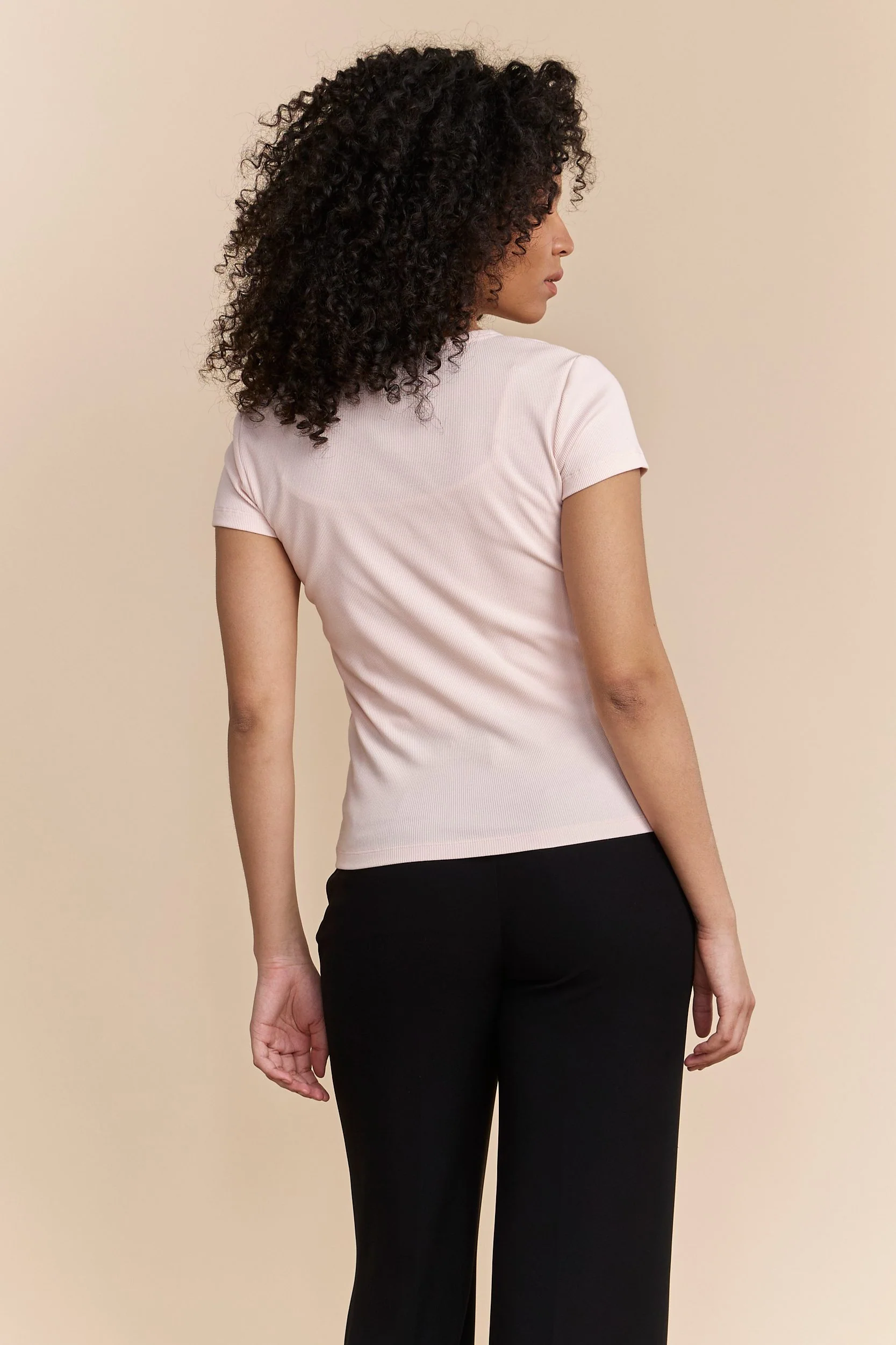 Ribbed t-shirt with V neck - Image 5