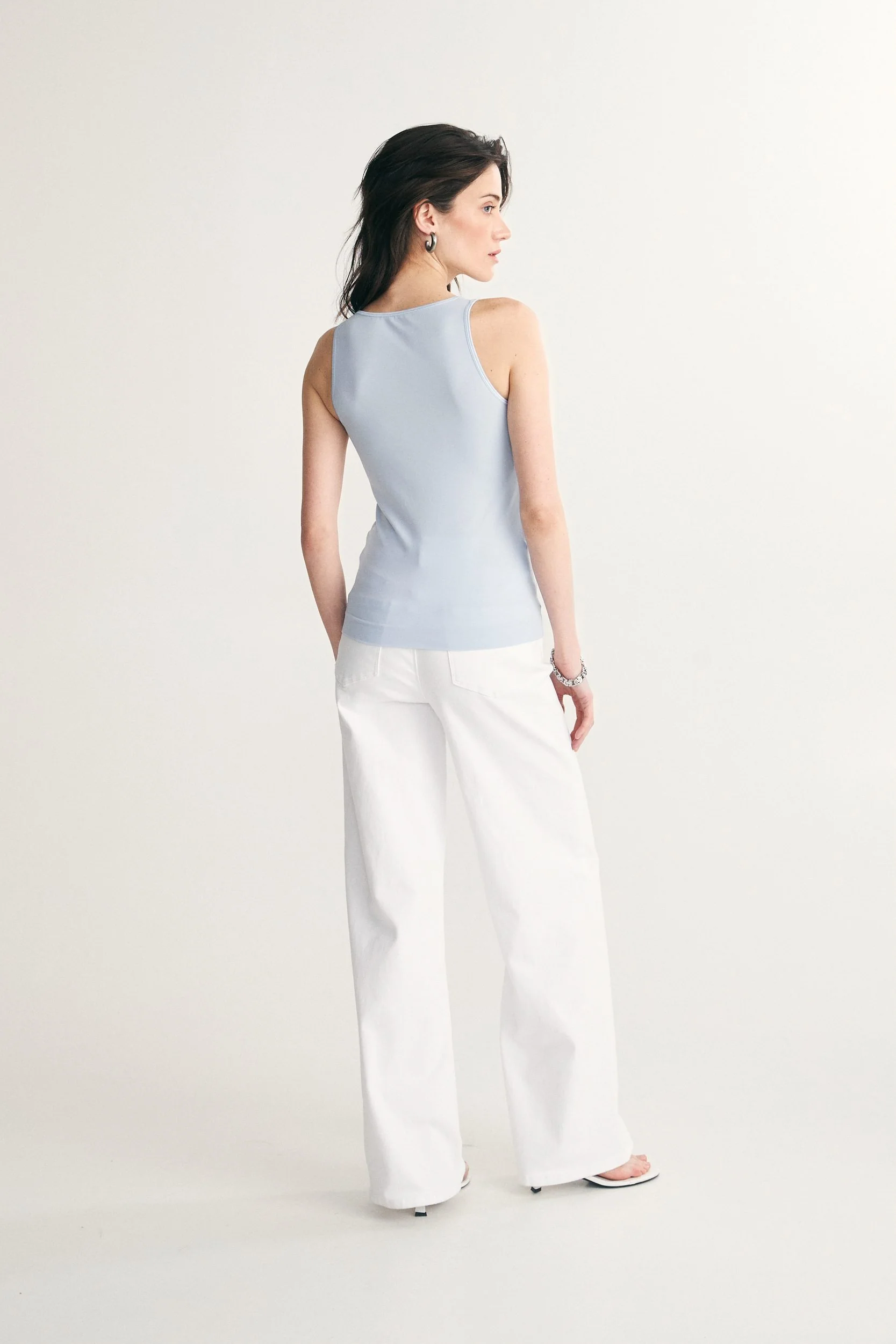 Seamless crew neck cami - Image 2