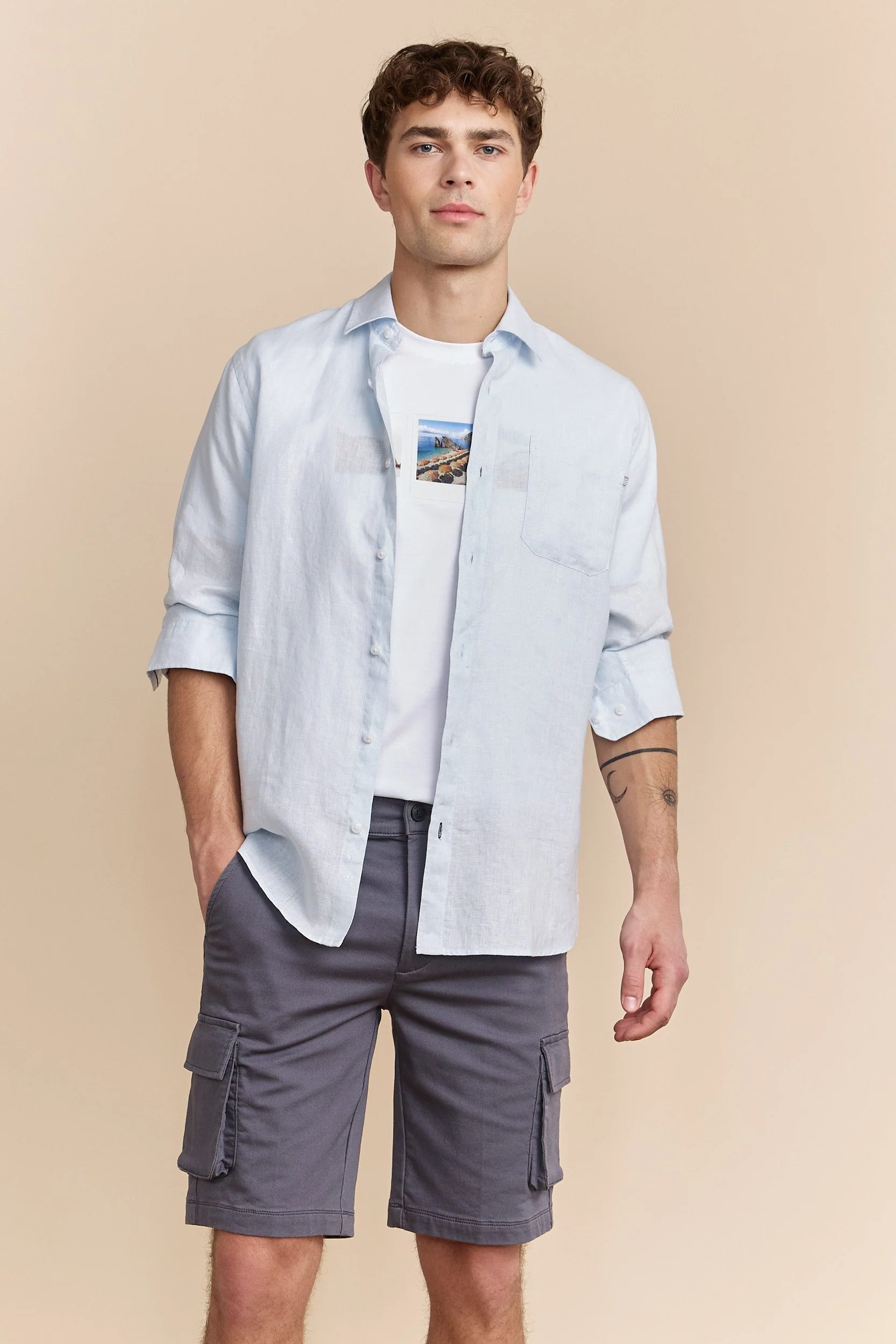 Semi-Fitted Linen shirt