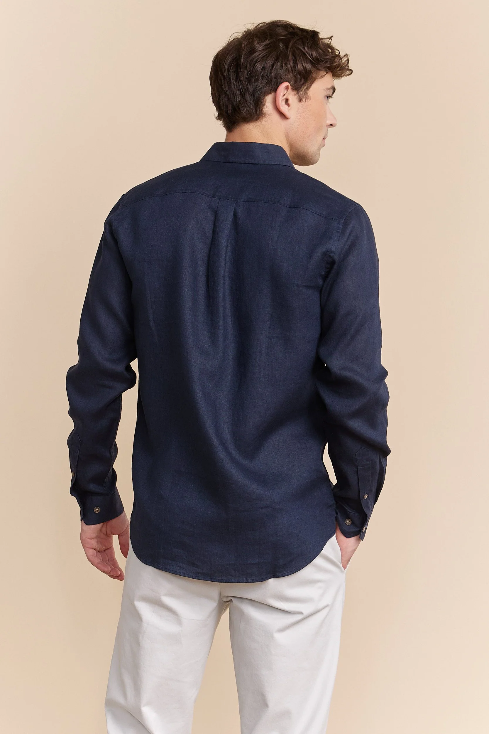 Semi-Fitted Linen shirt - Image 11