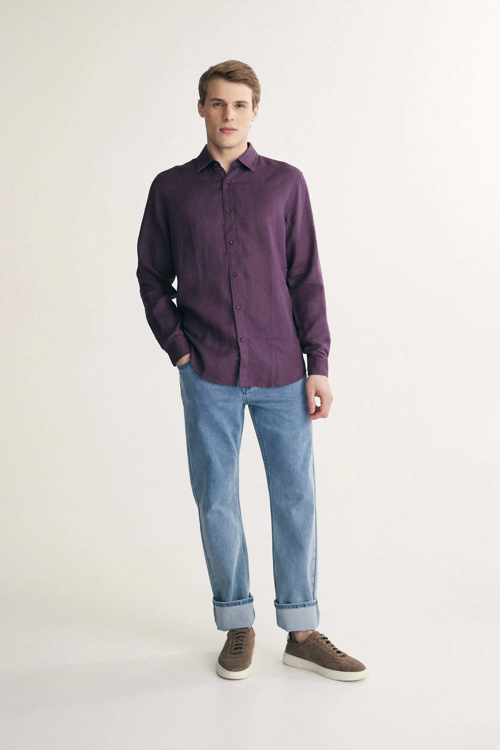 Semi-Fitted Linen shirt - Image 12
