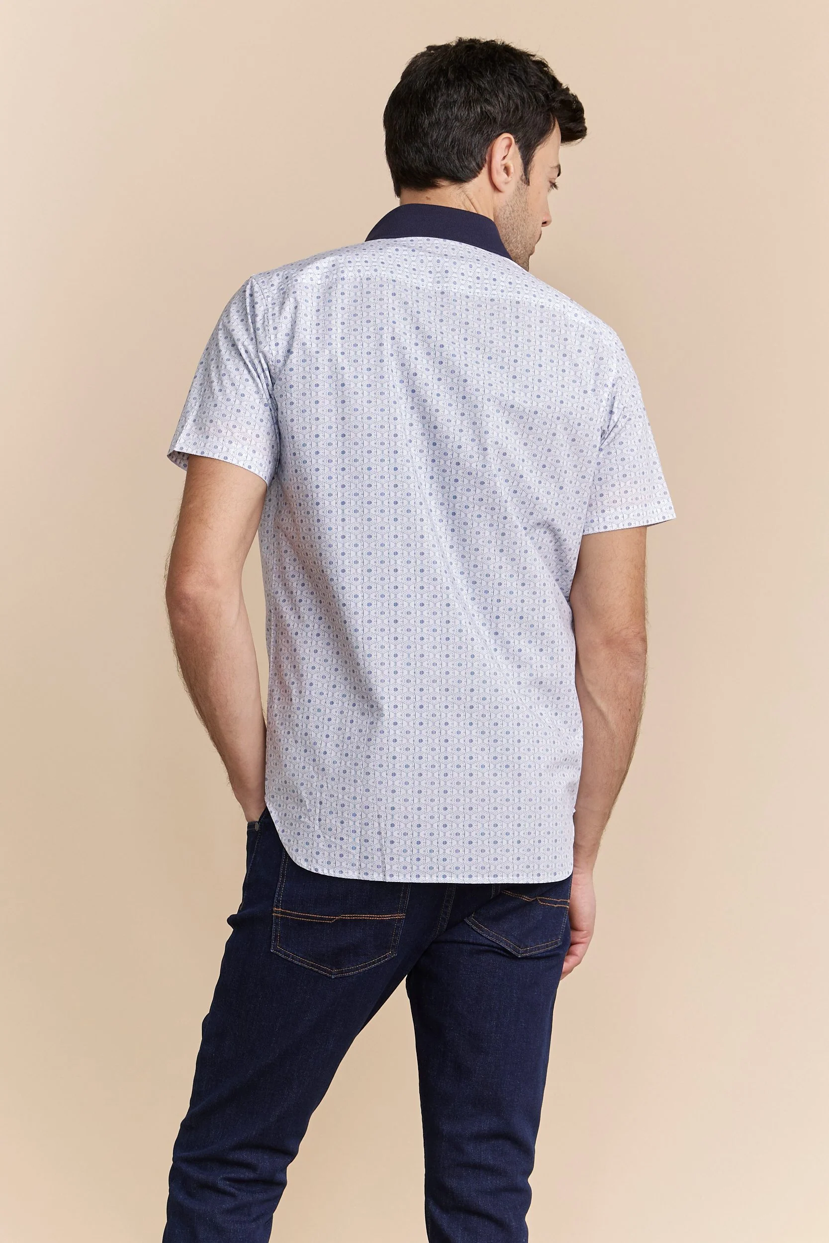 Semi-fitted shirt with contrasting collar - Image 2