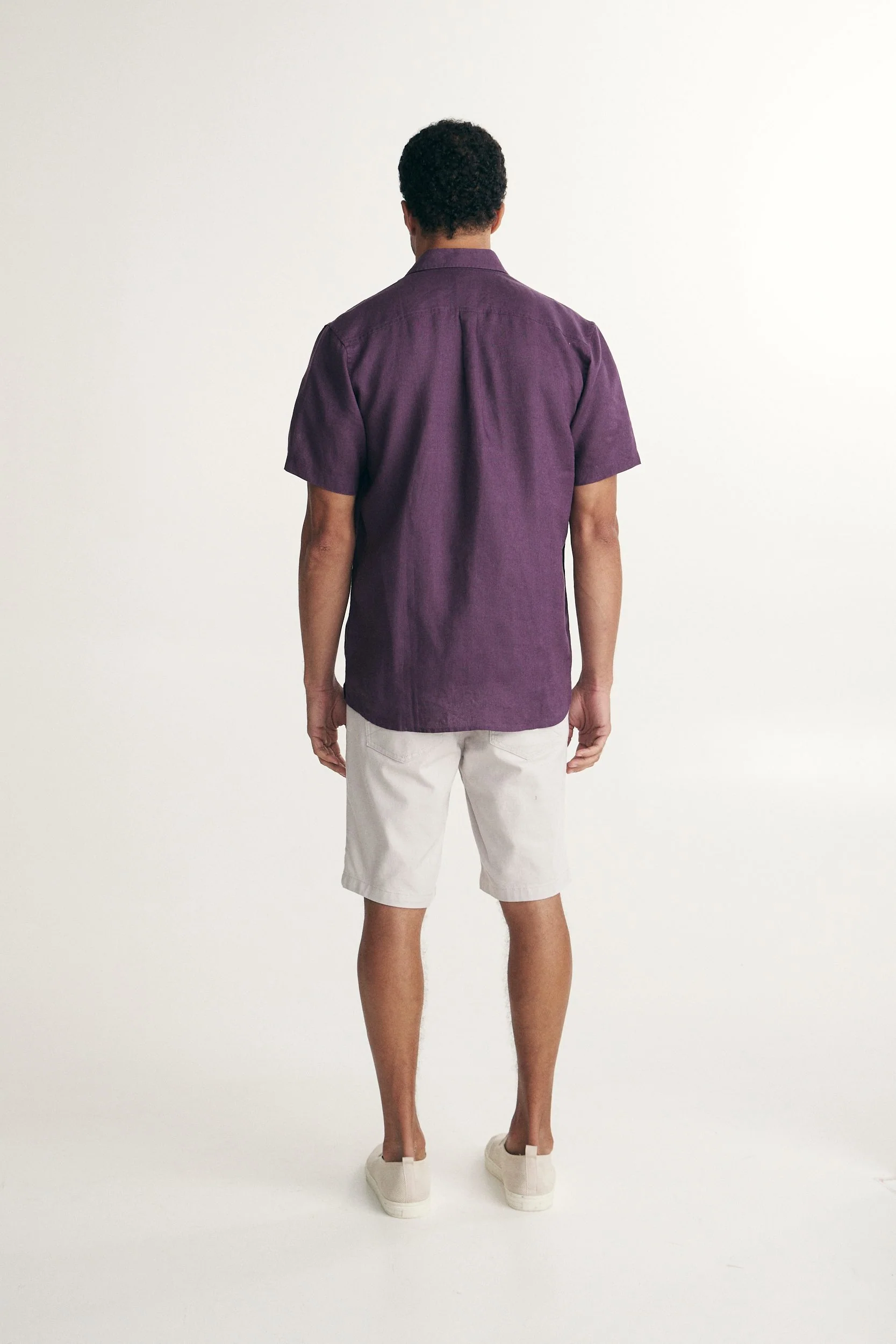 Semi-Fitted short sleeves linen shirt - Image 12