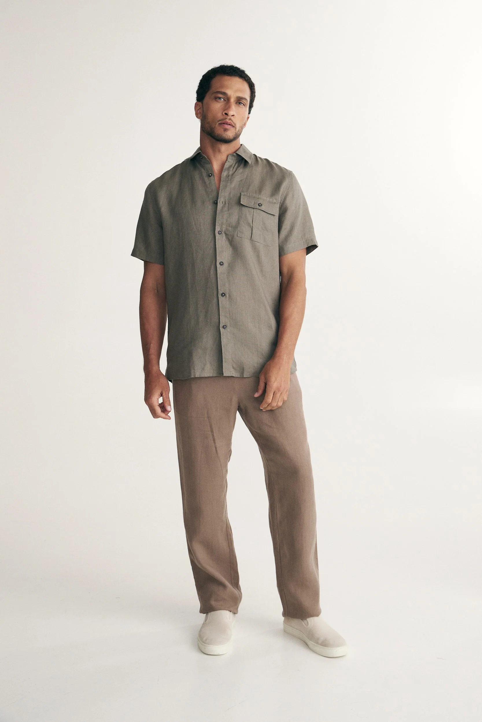Semi-Fitted short sleeves linen shirt - Image 16