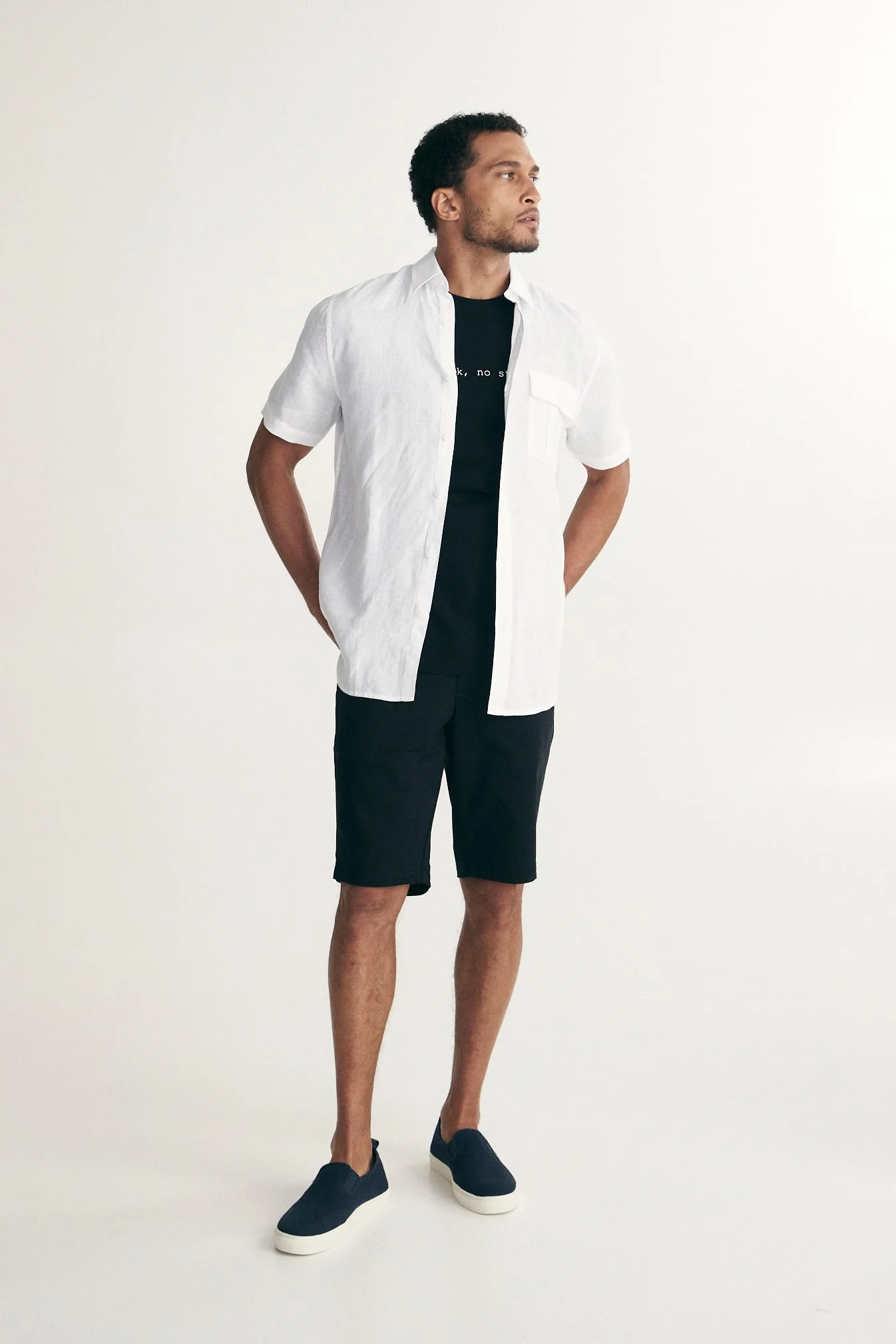 Semi-Fitted short sleeves linen shirt - Image 3