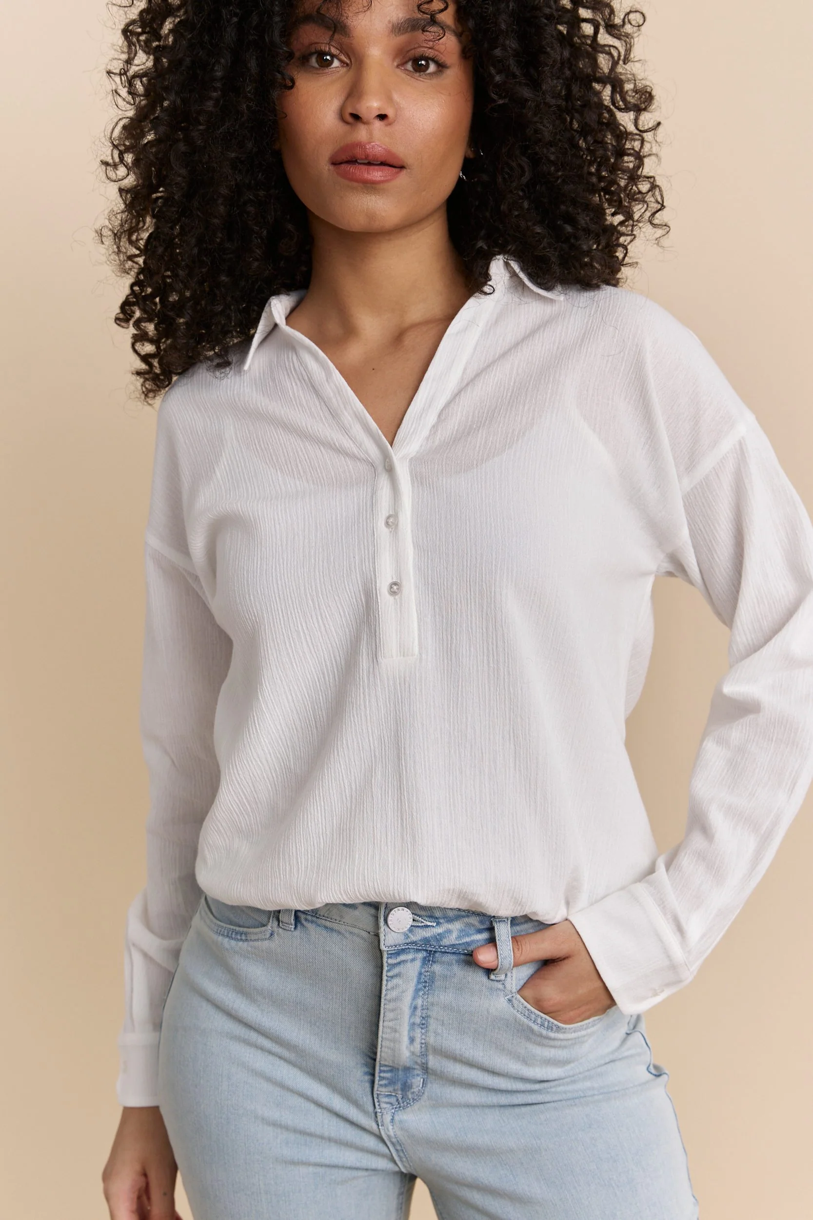 Shirt with drawstring - Image 4