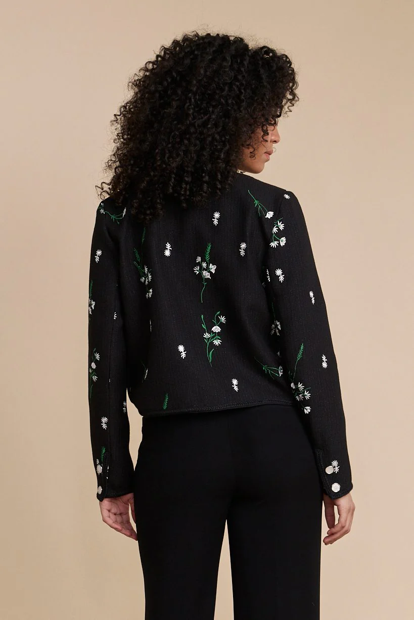 Short jacket with embroidery - Image 3