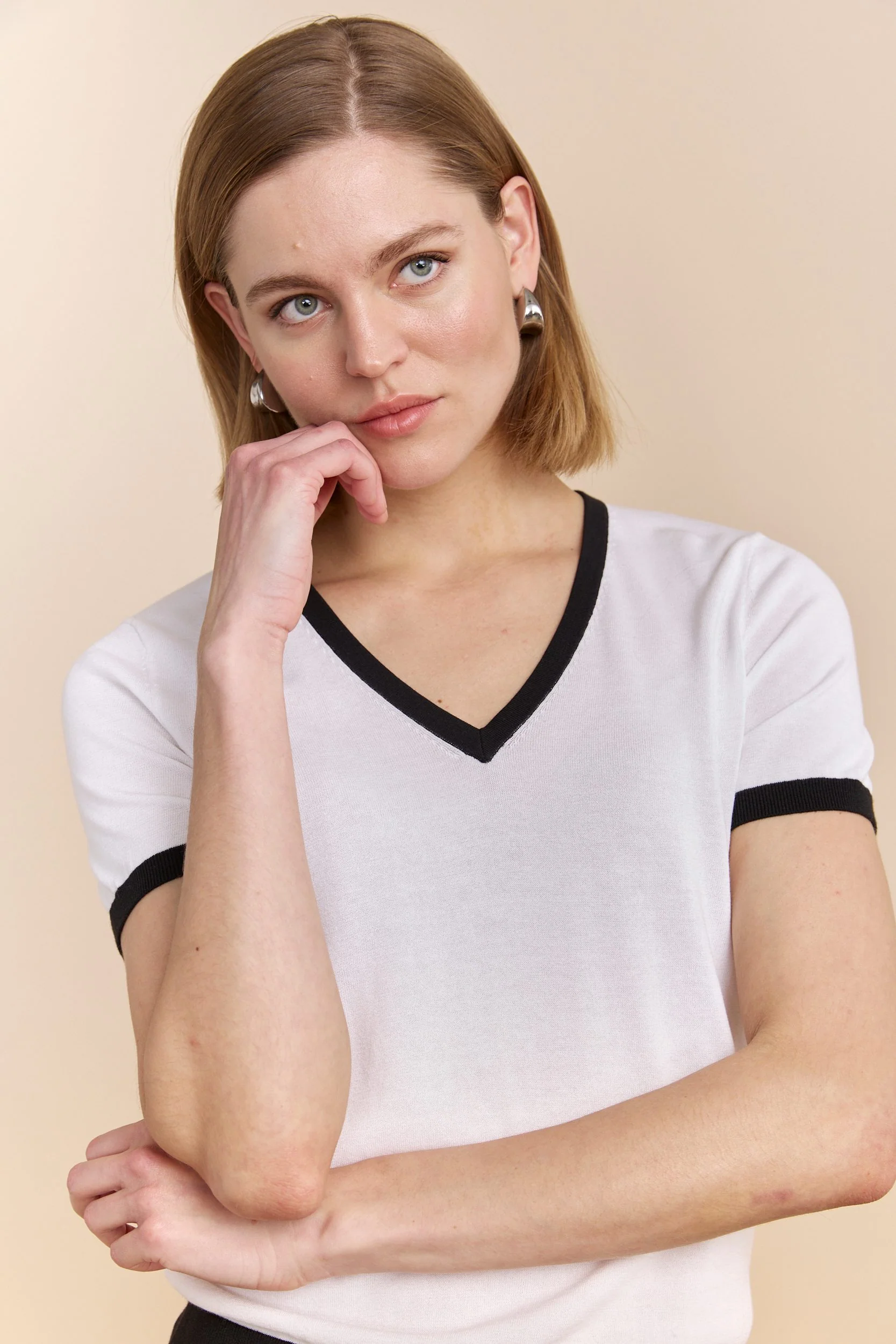 Short sleeve sweater - Image 2
