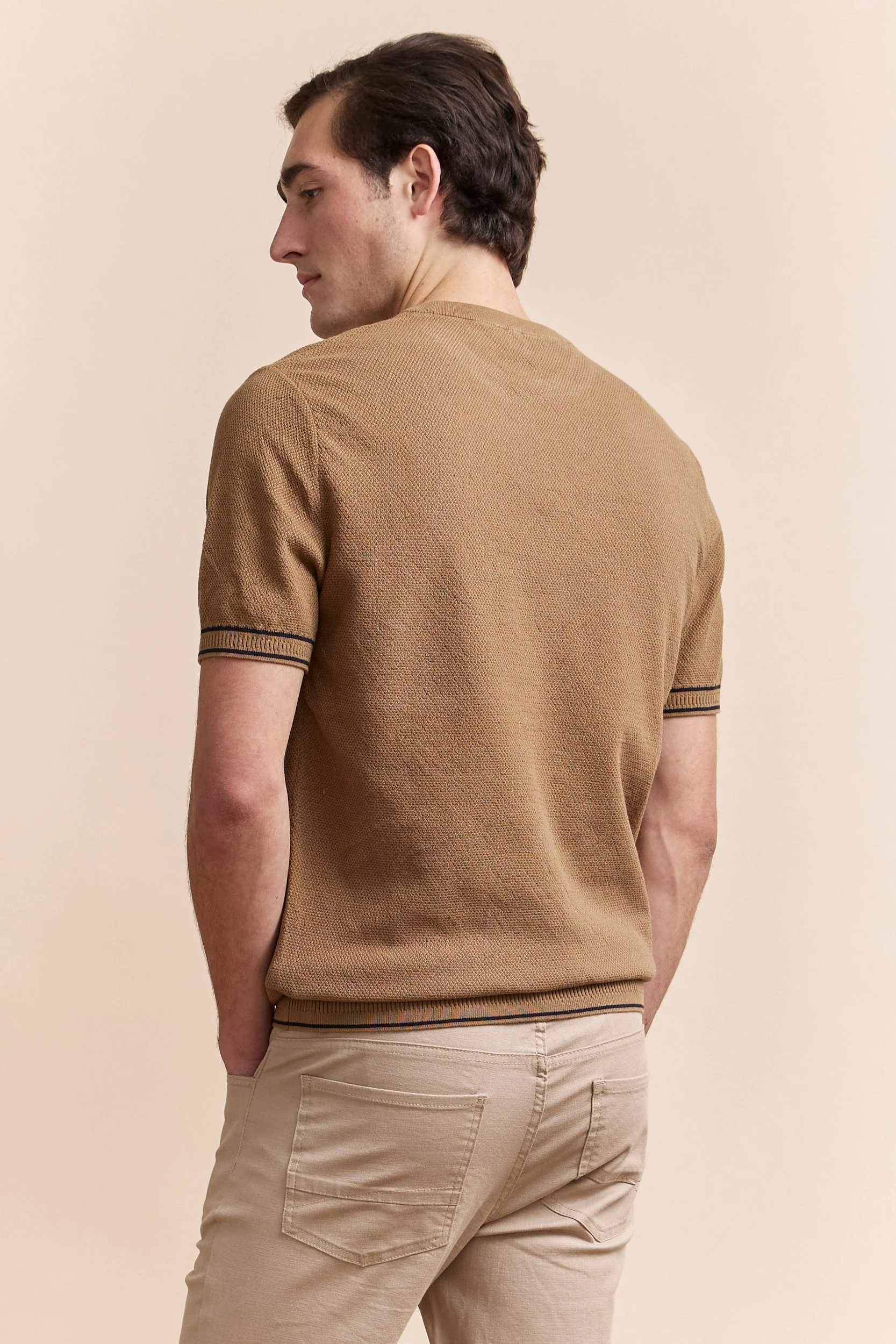 Short sleeves textured sweater - Image 5