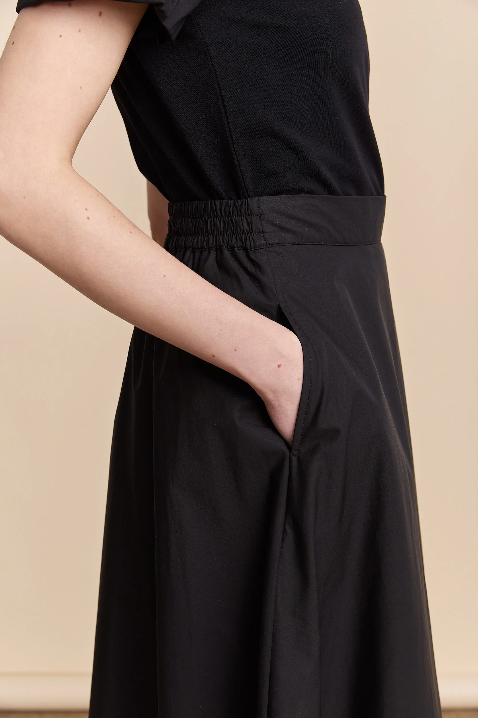 Skirt with elastic waist - Image 5