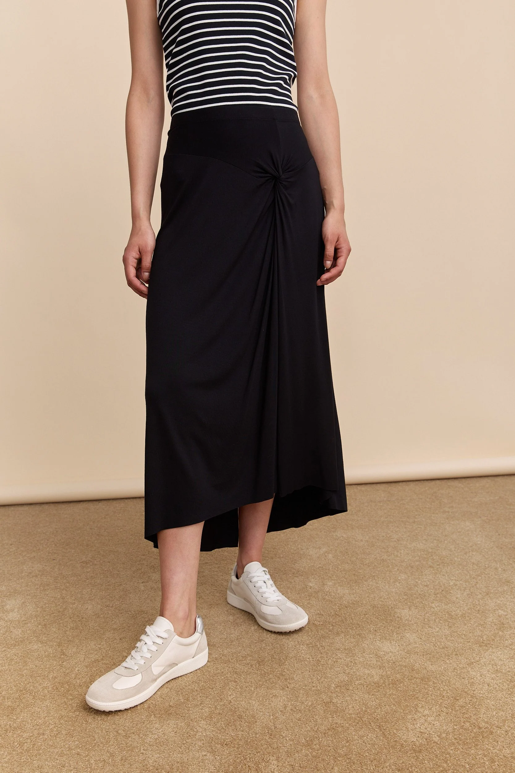 Skirt with twist detail - Image 3
