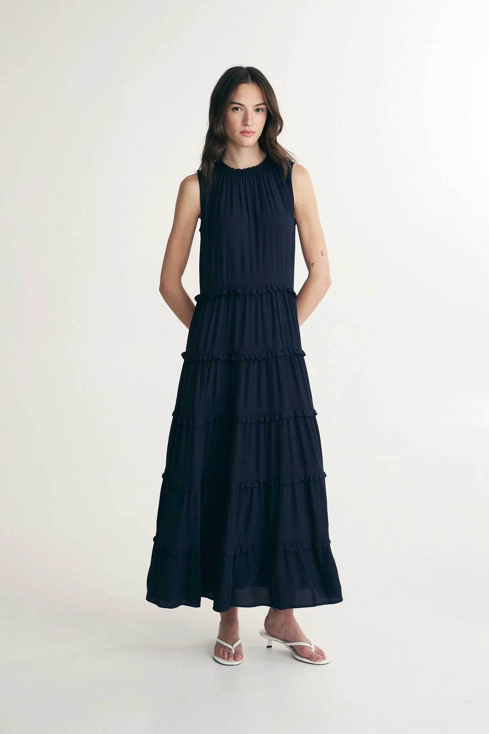 Sleeveless dress - Image 4
