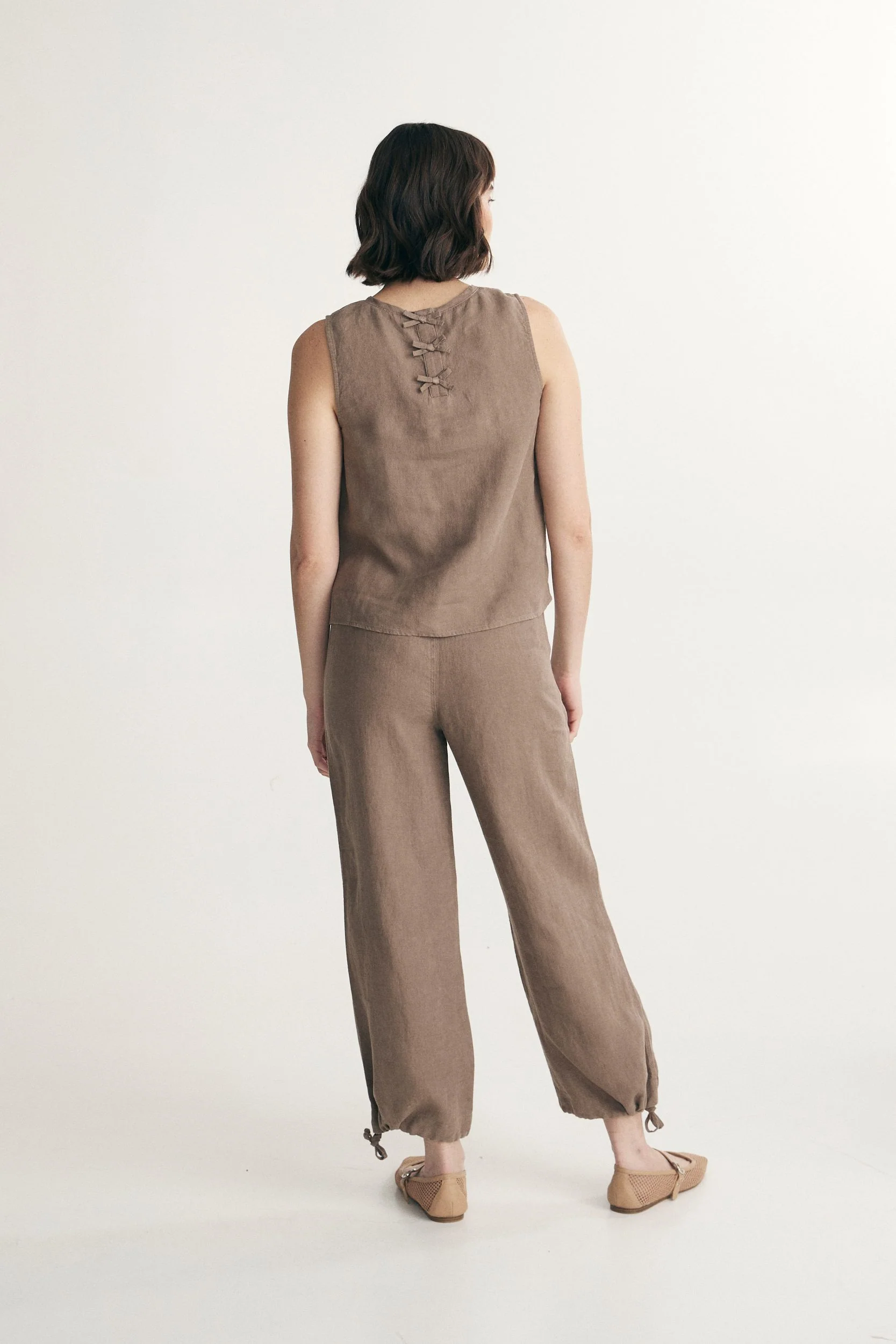 Sleeveless linen top - Image 2