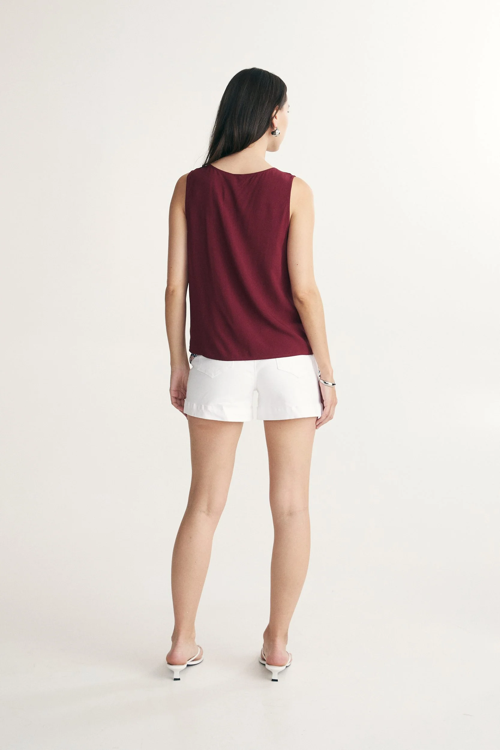 Sleeveless top with bows - Image 5