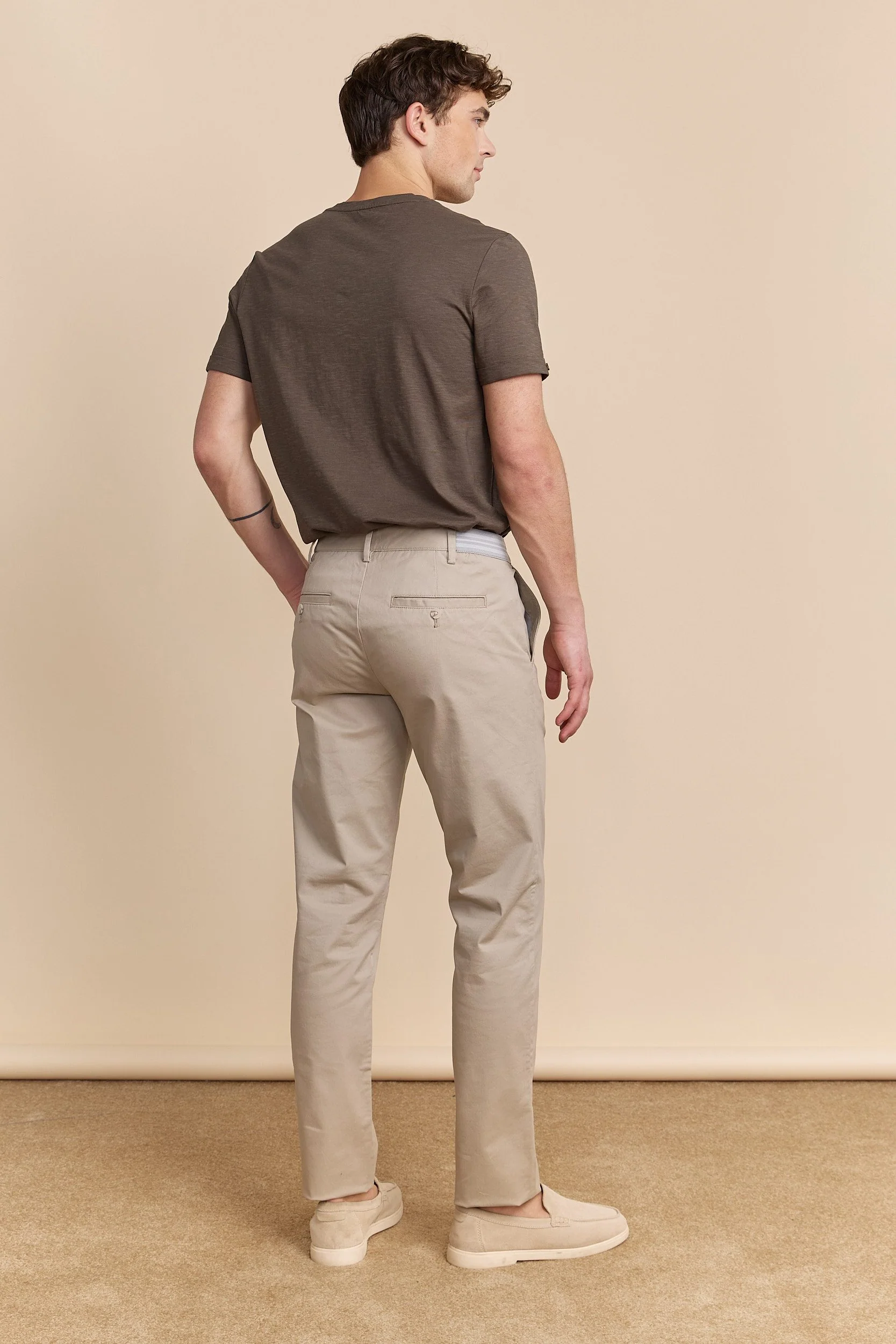Slim fit pant with elastic sides - Image 3