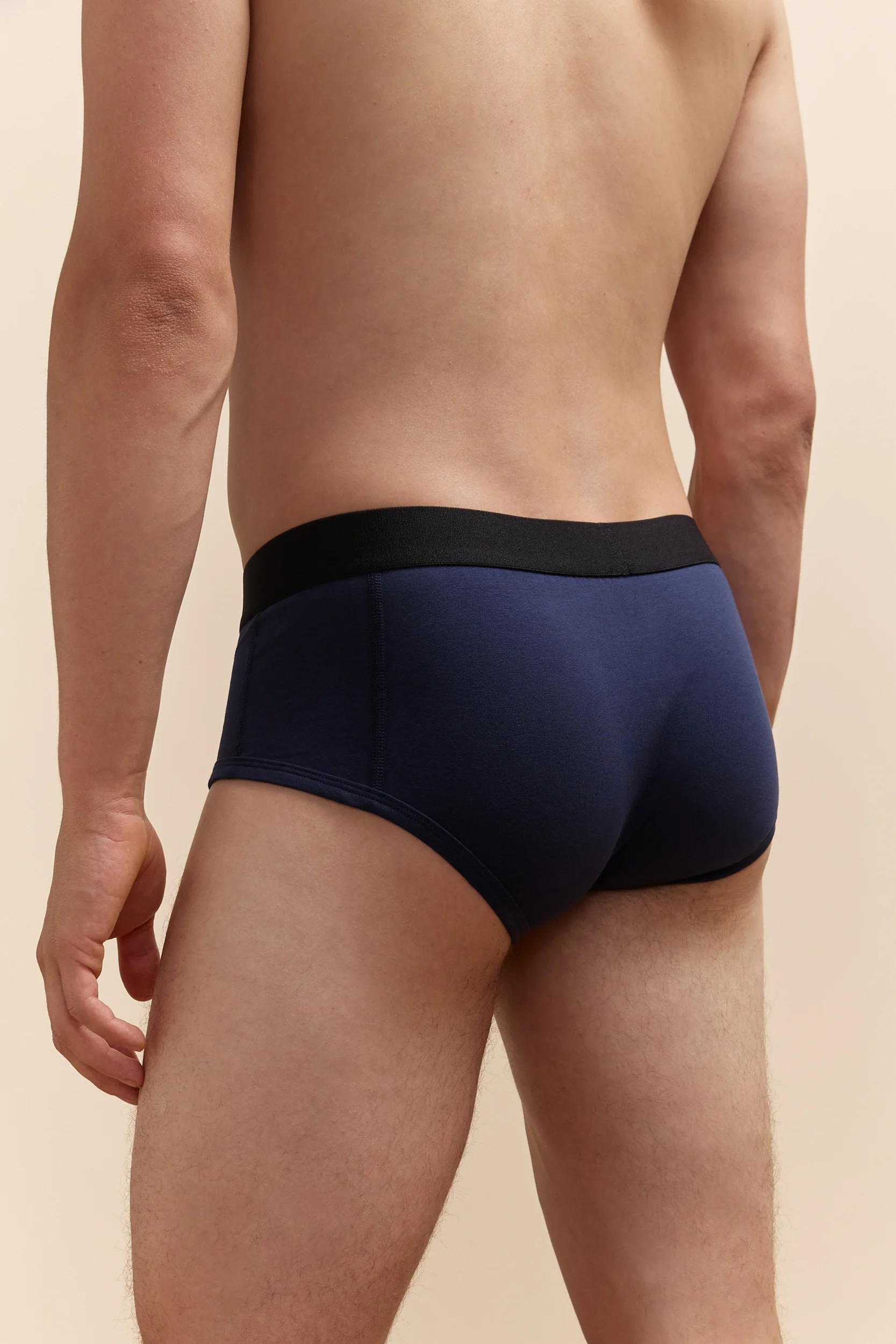 Solid colour brief - Image 2