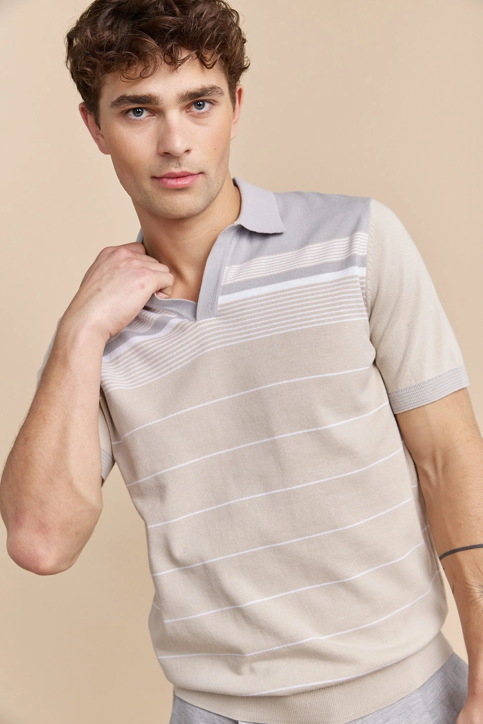 Stripes blocking knitted polo - Image 6