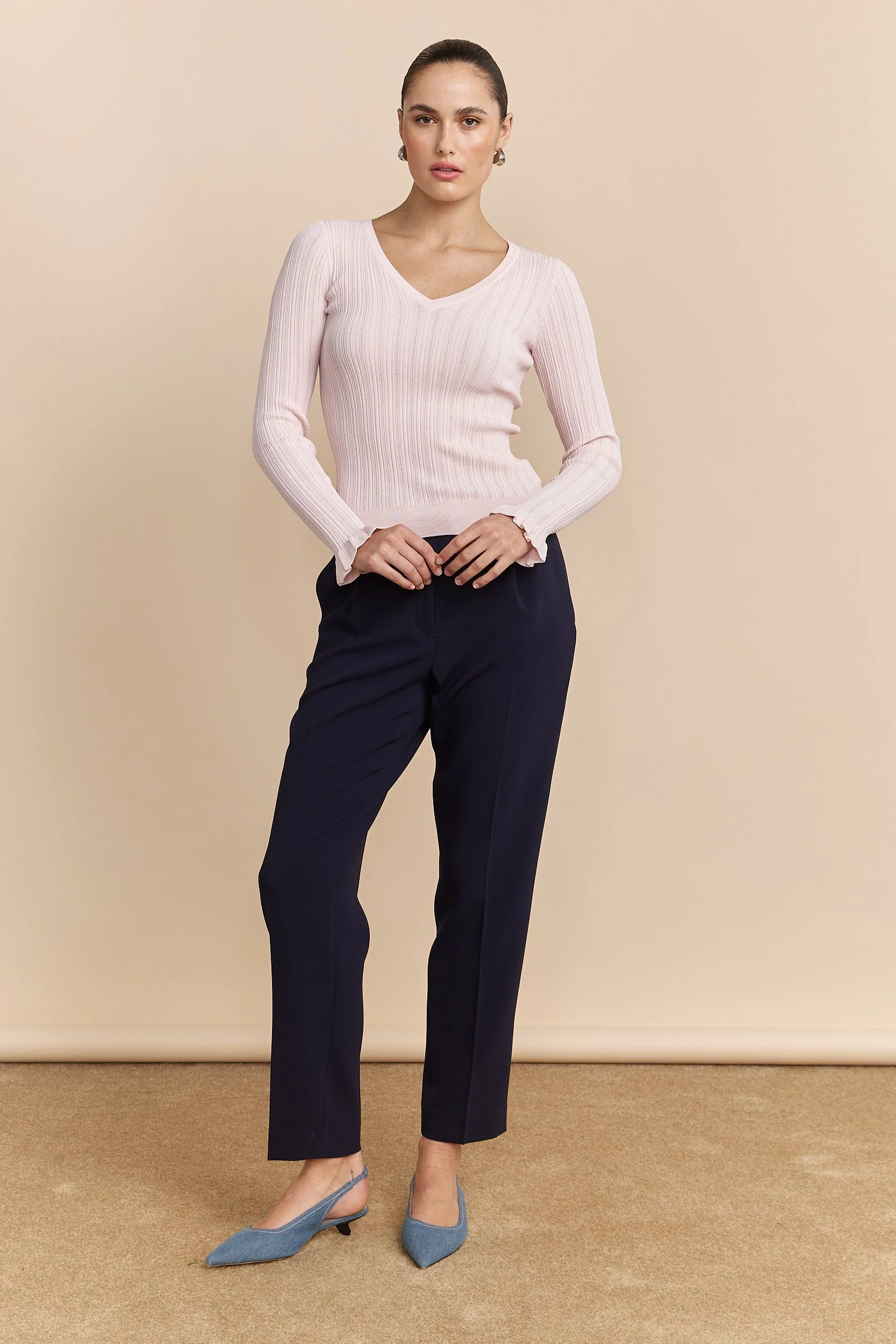 Sweater with ruffle cuffs - Image 5