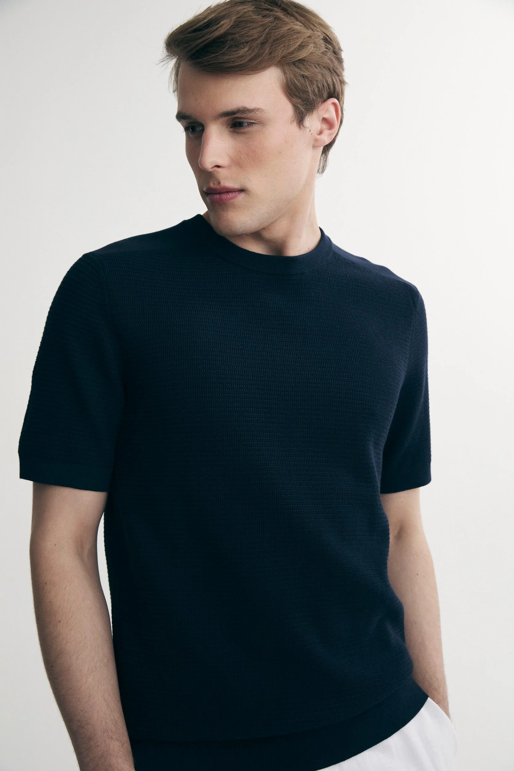 Textured crew neck sweater - Image 4