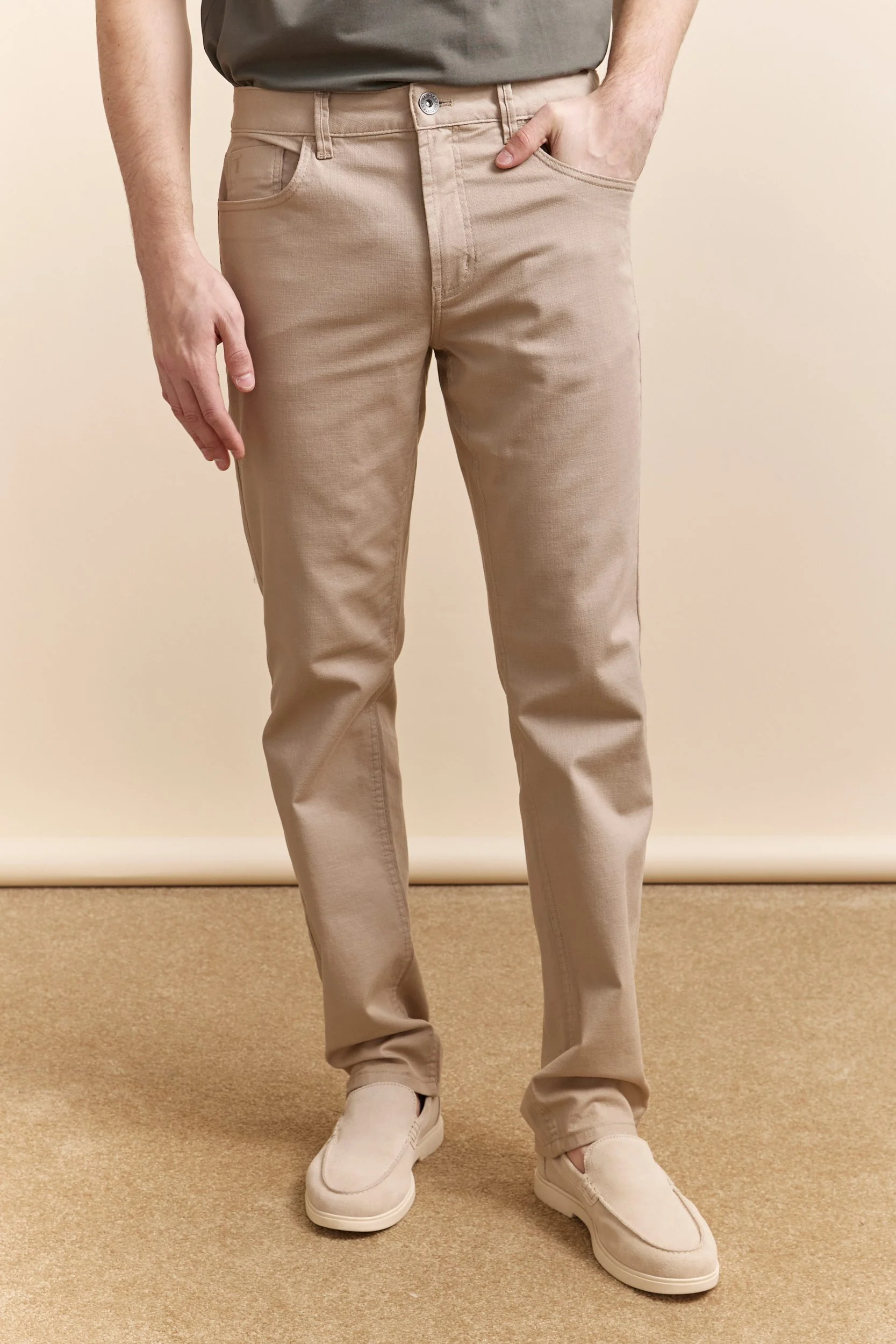 Five pockets textured Slim pant - Image 14