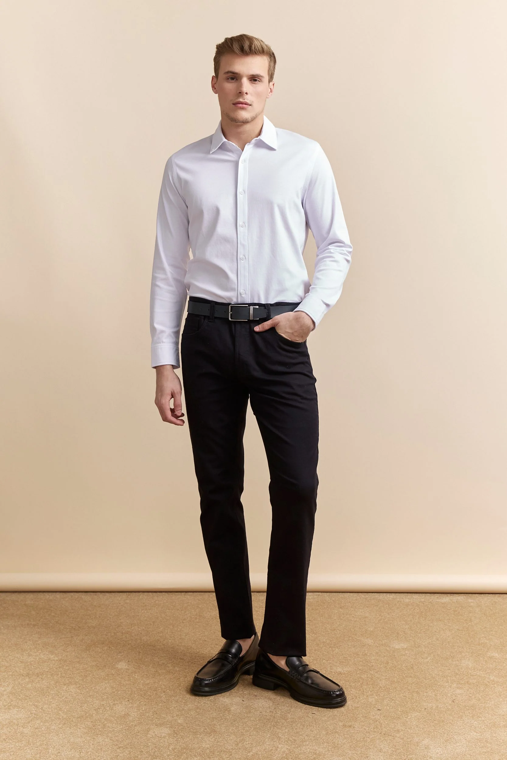 Five pockets textured Slim pant - Image 2