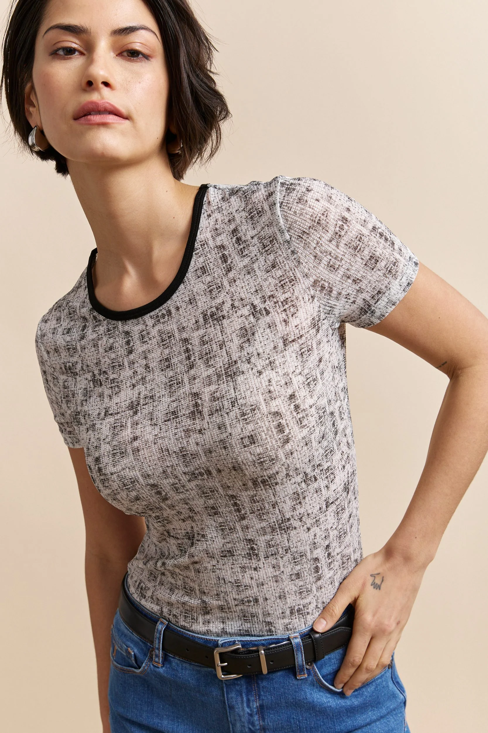 Textured T-shirt with print - Image 3
