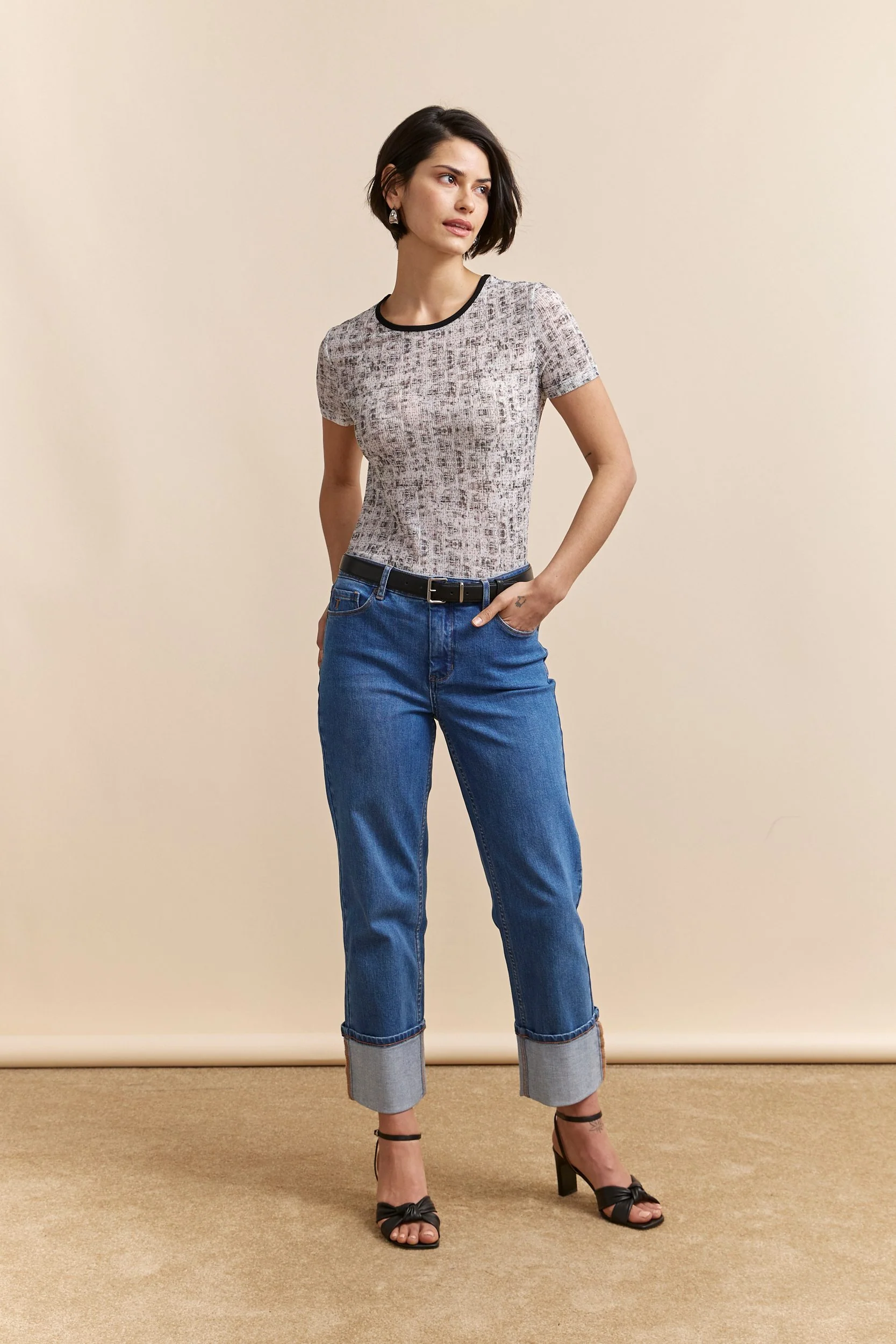 Textured T-shirt with print - Image 4
