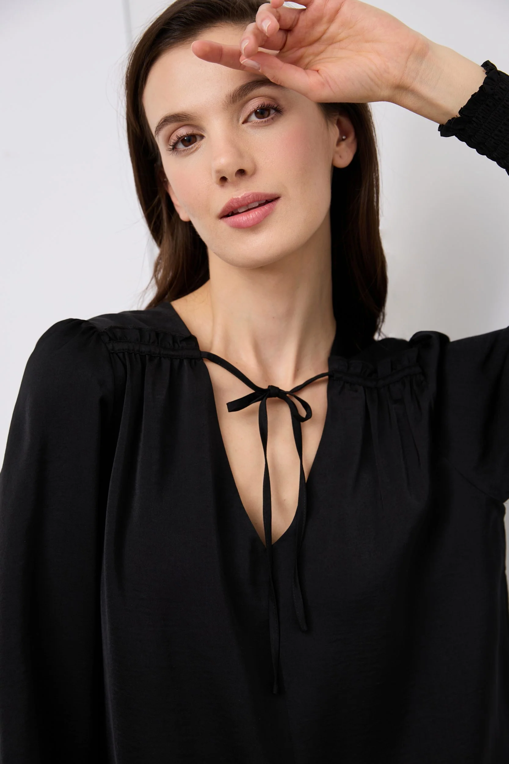 Top with puffy sleeve - Image 3
