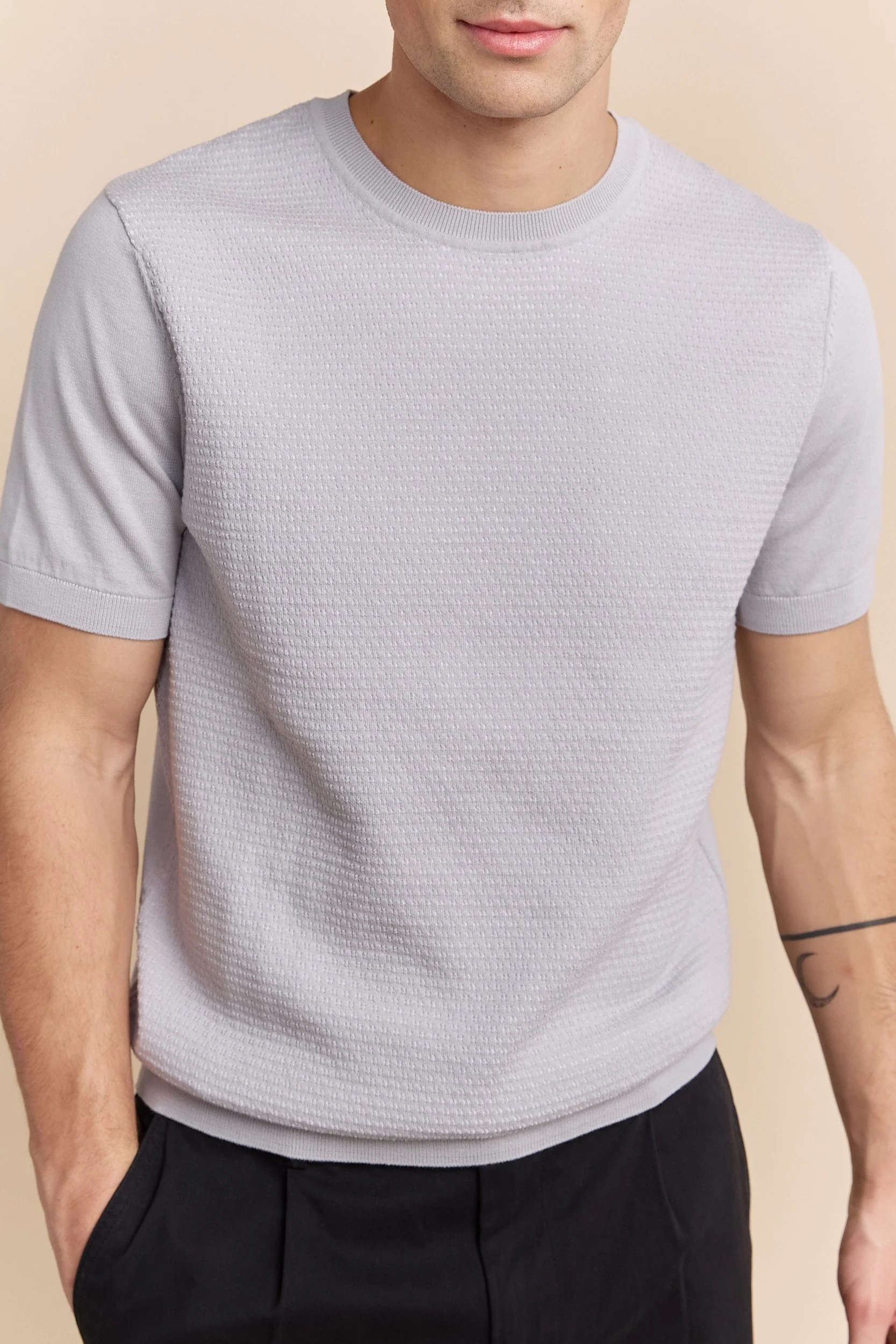 Two tone pointelle knit sweater - Image 4