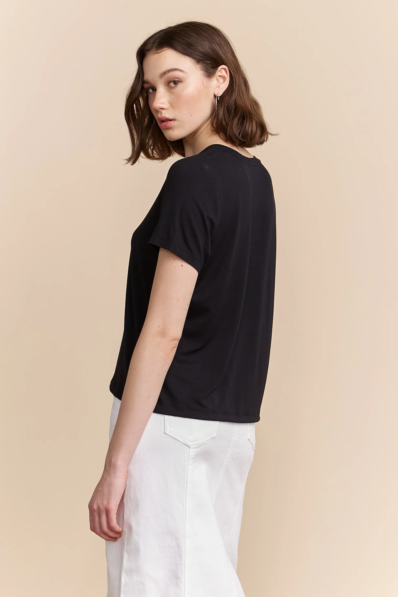 V-neck shirt with drawstring - Image 3