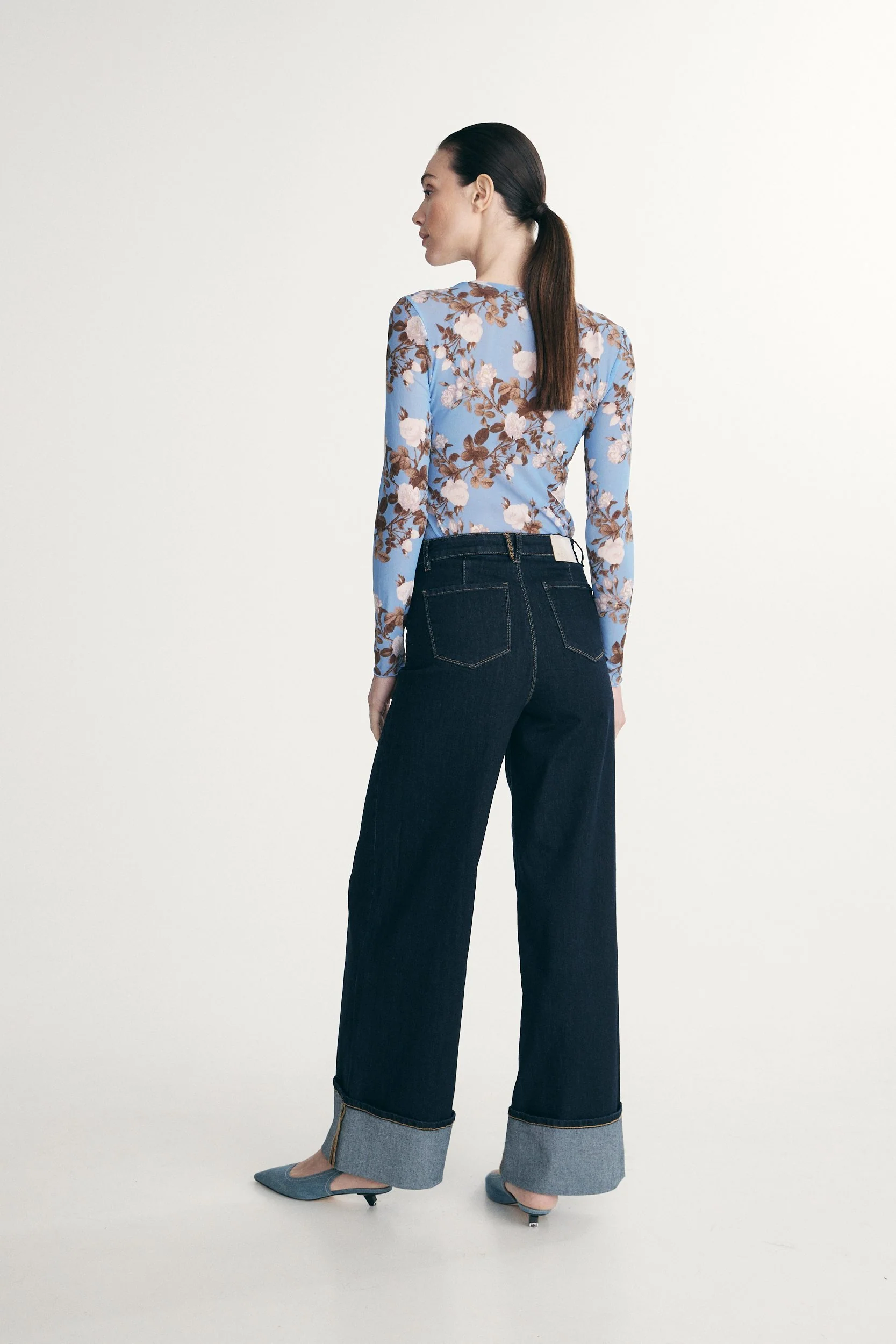 Wide leg high waist jeans - Image 2