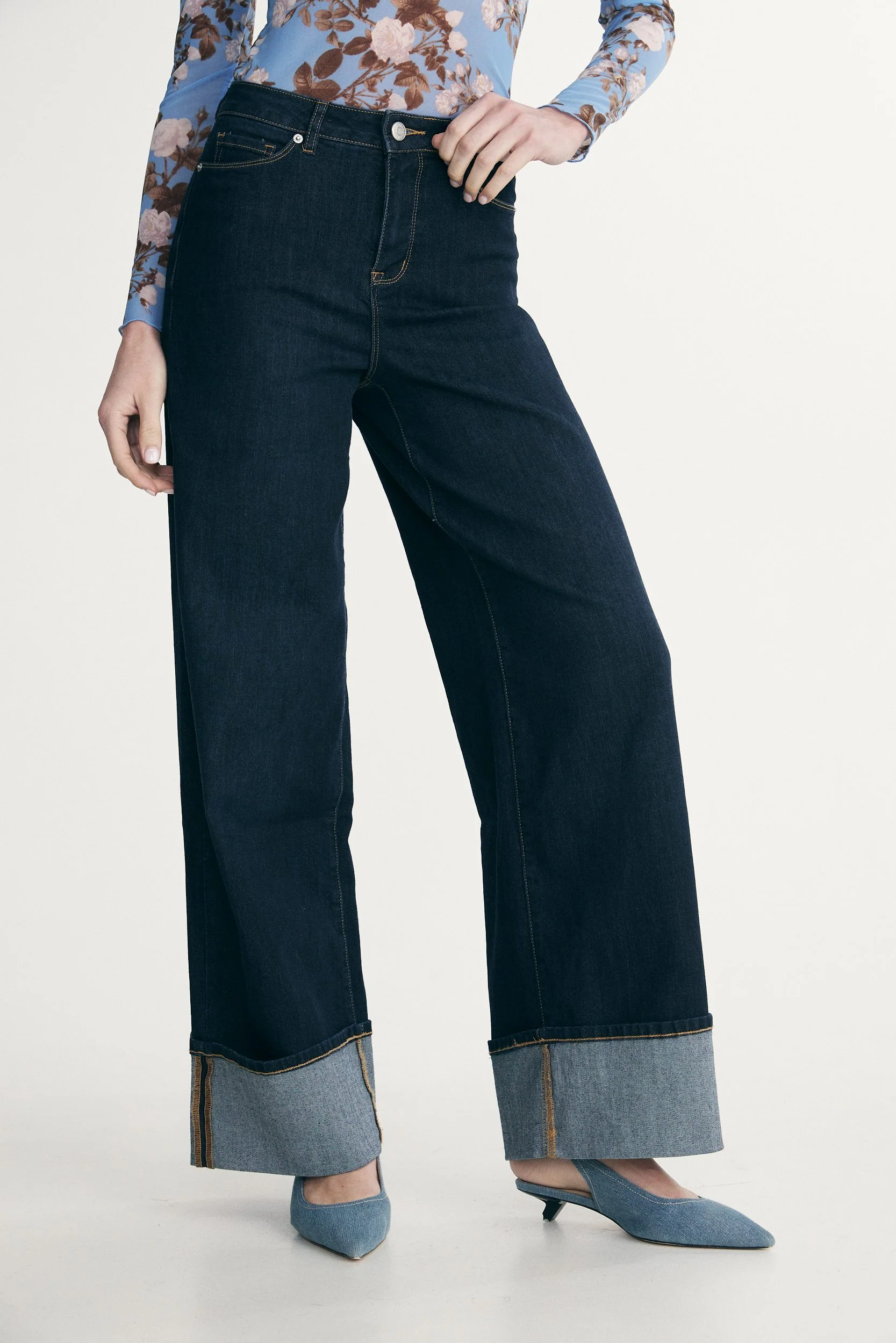 Wide leg high waist jeans - Image 3